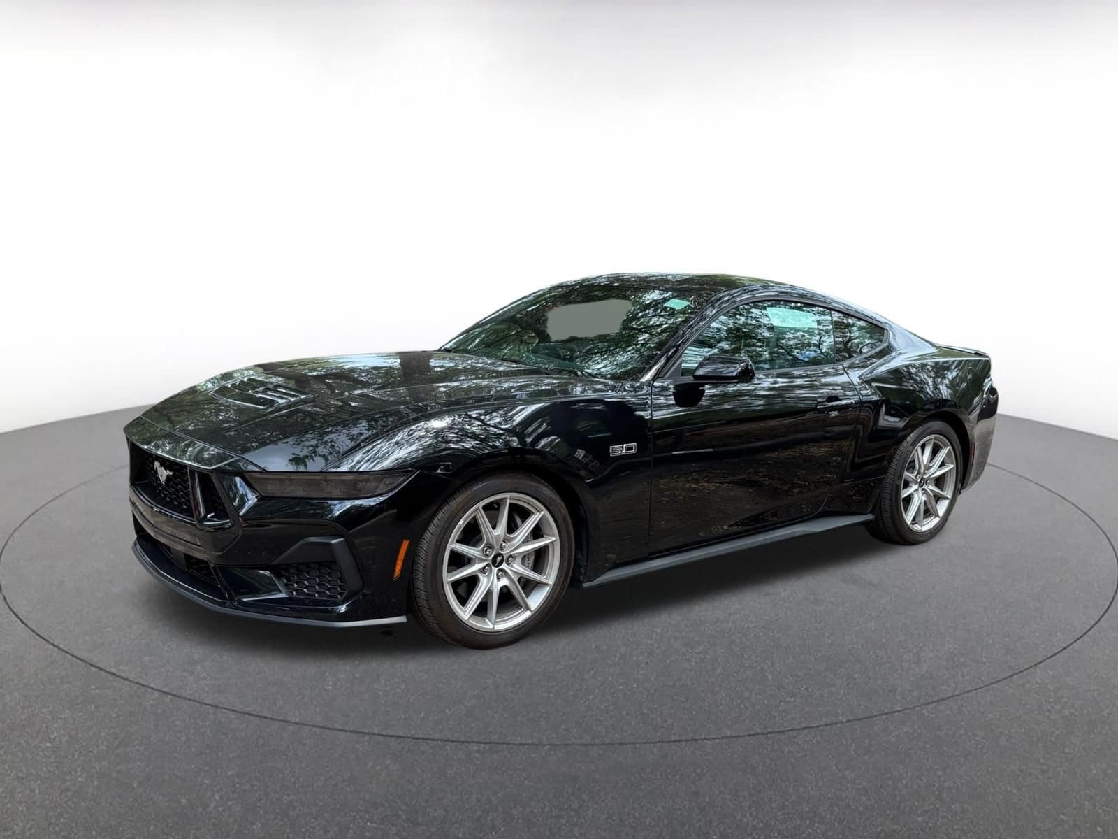 Thumbnail: 2025 Ford Mustang - 3