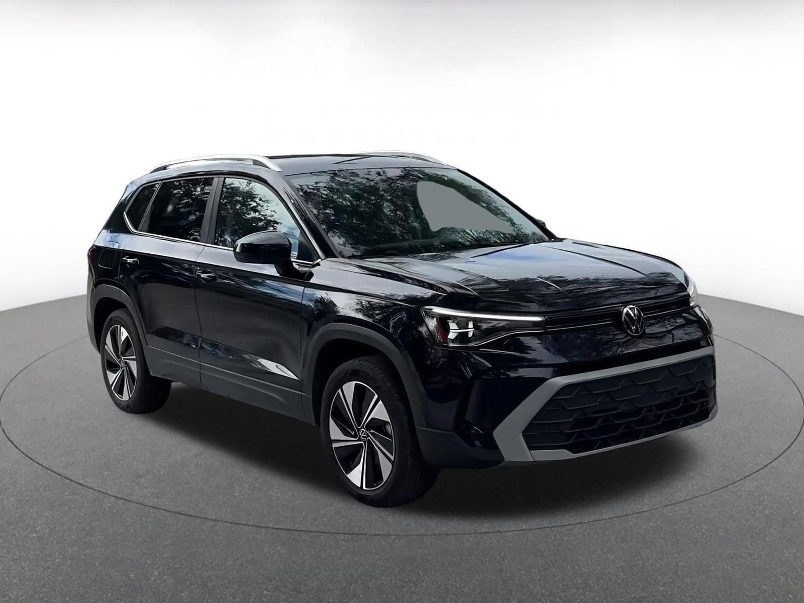 Thumbnail: 2025 Volkswagen Taos - 3