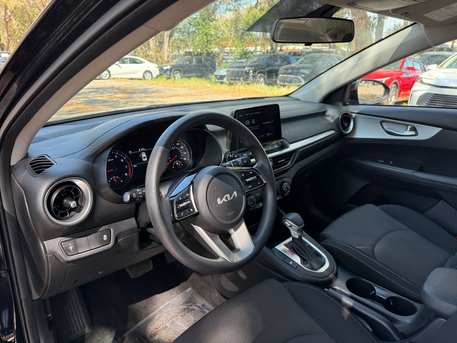 Thumbnail: 2024 Kia Forte - 29