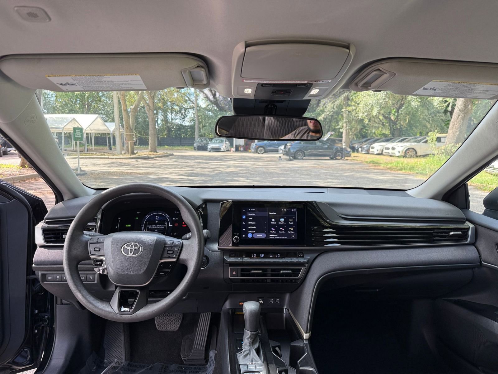 Thumbnail: 2025 Toyota Camry - 27