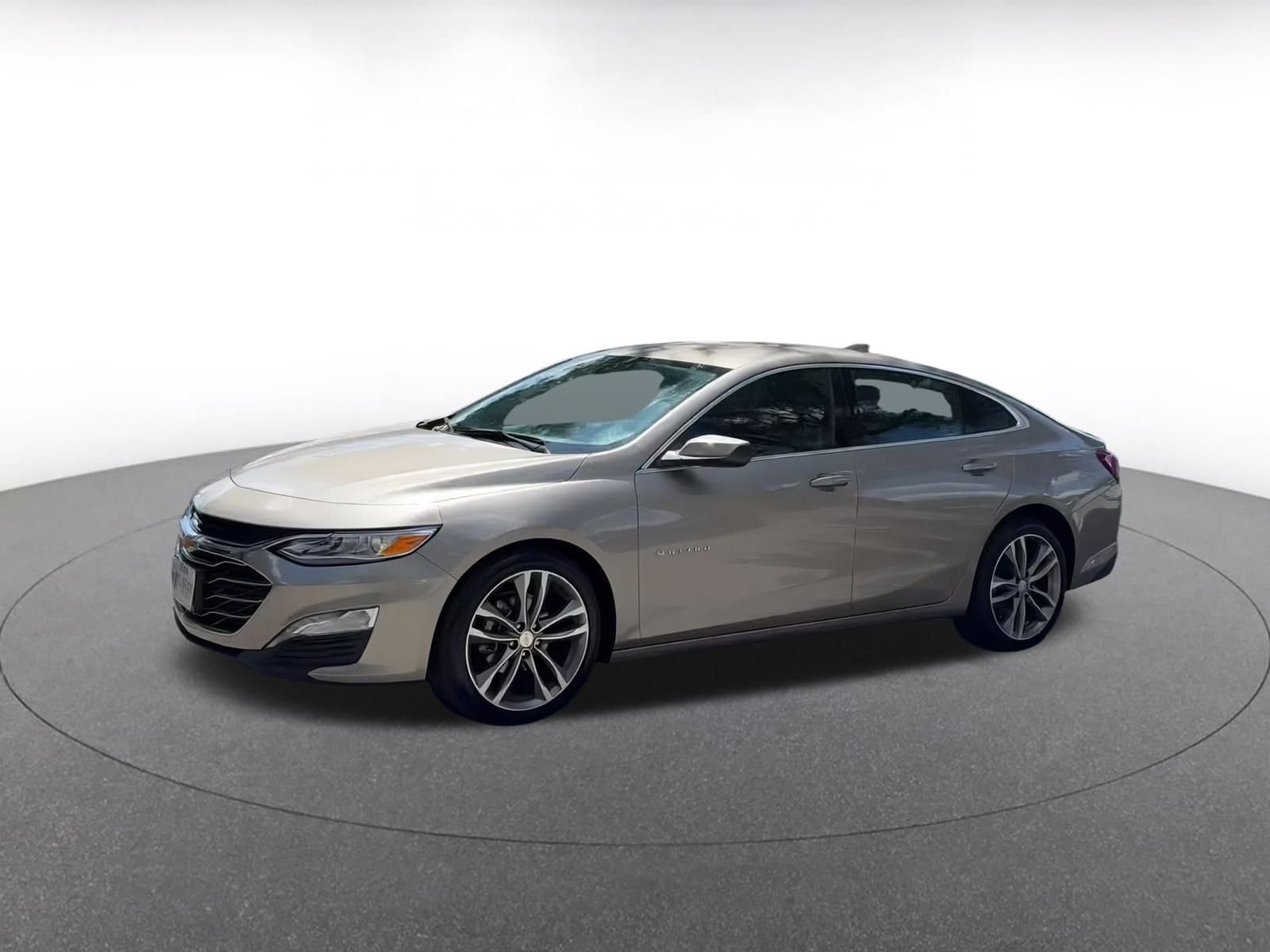 Thumbnail: 2024 Chevrolet Malibu - 8