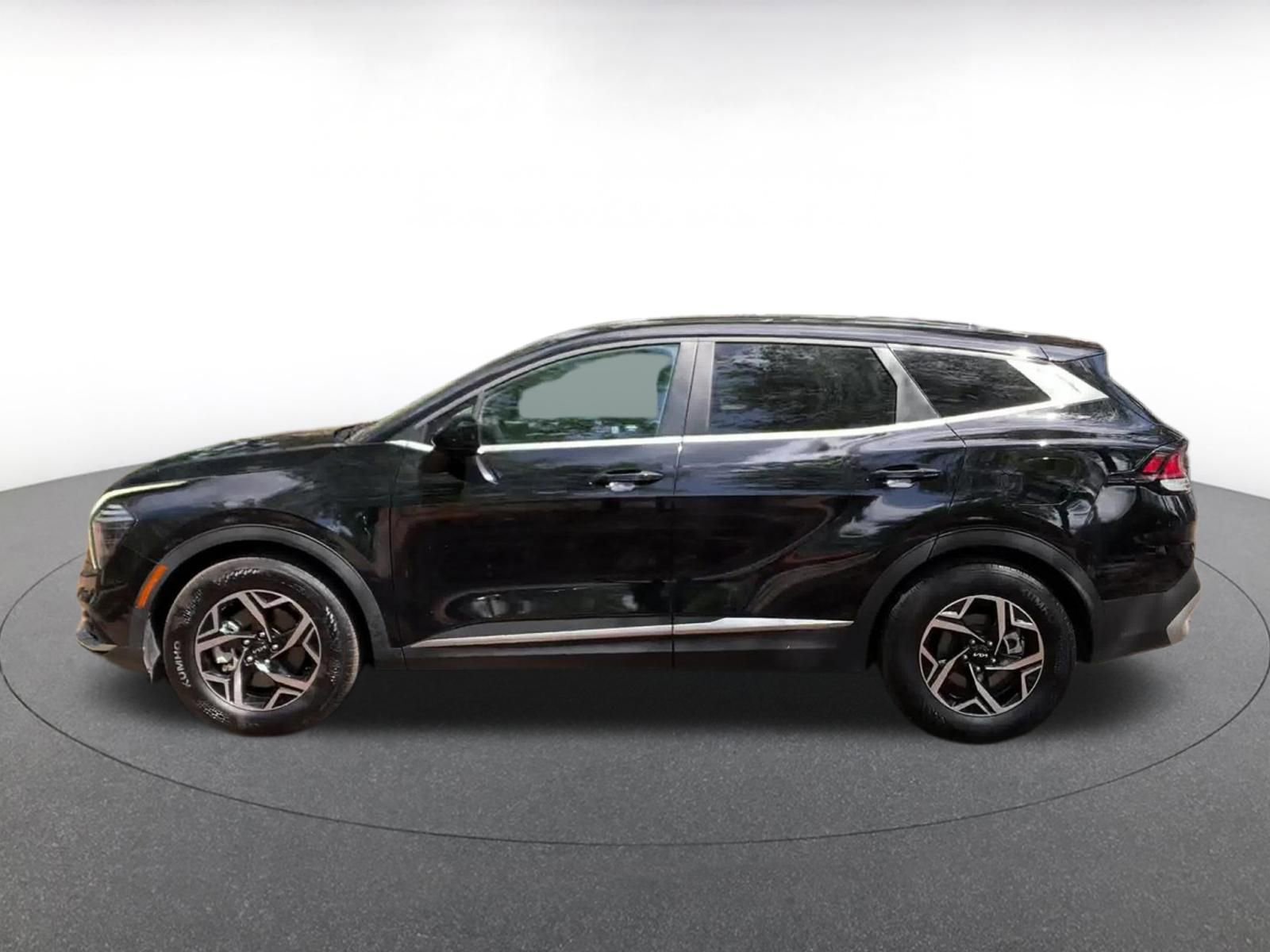 Thumbnail: 2025 Kia Sportage - 9