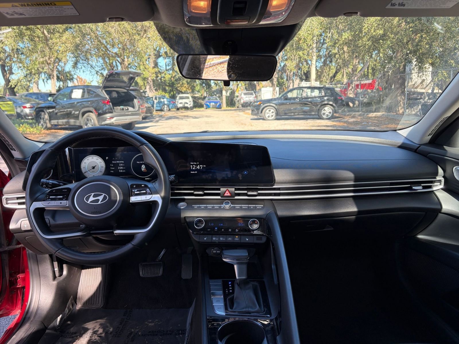 Thumbnail: 2025 Hyundai Elantra - 28