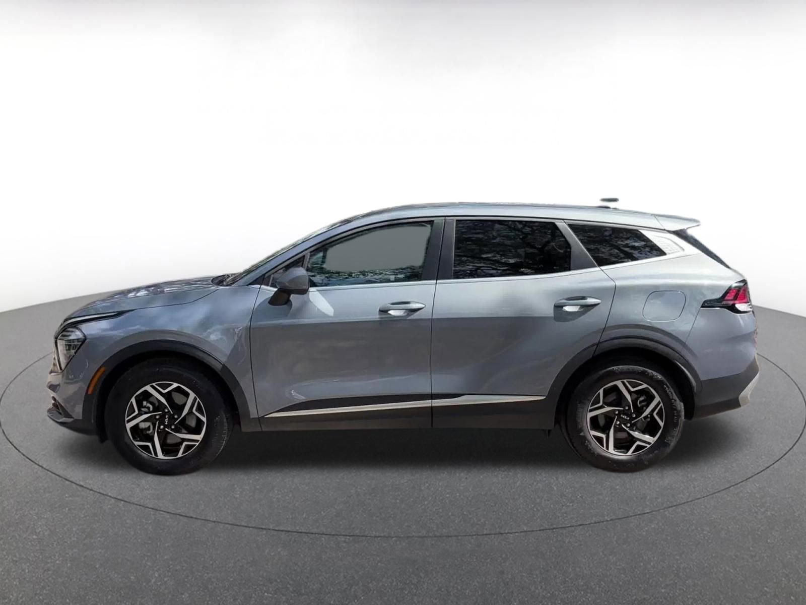 Thumbnail: 2025 Kia Sportage - 9