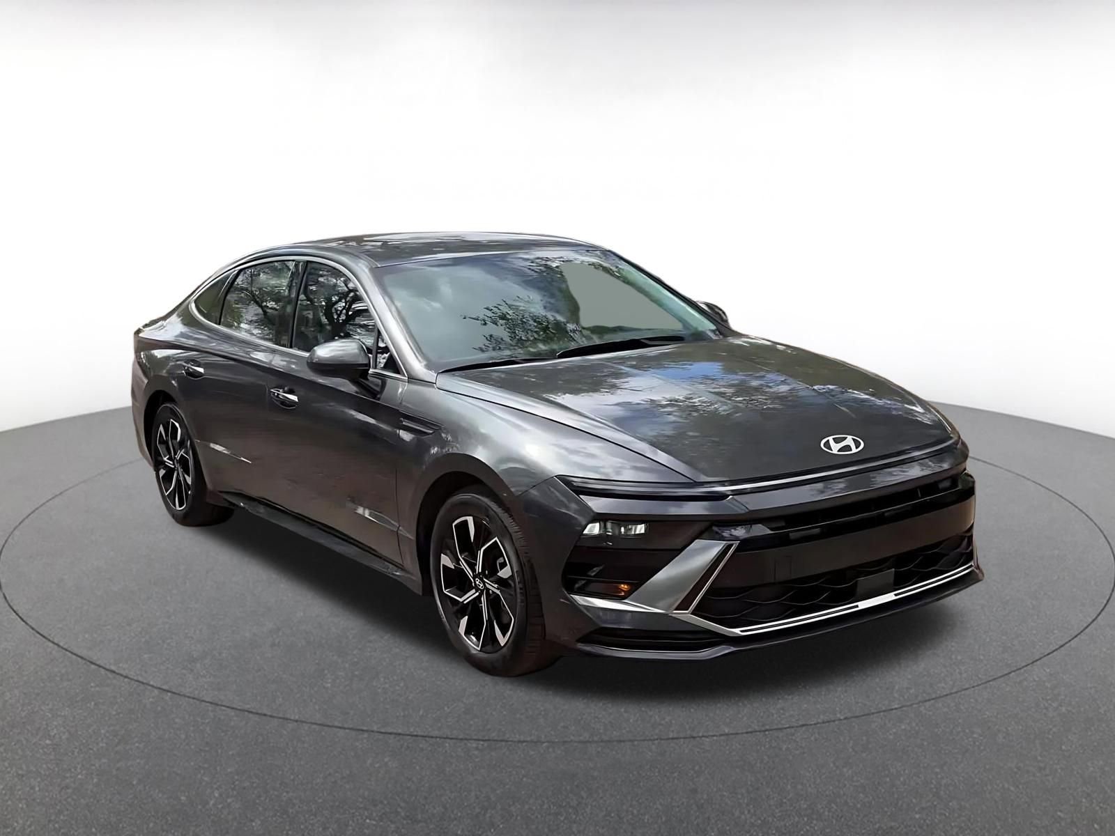 Thumbnail: 2025 Hyundai Sonata - 3