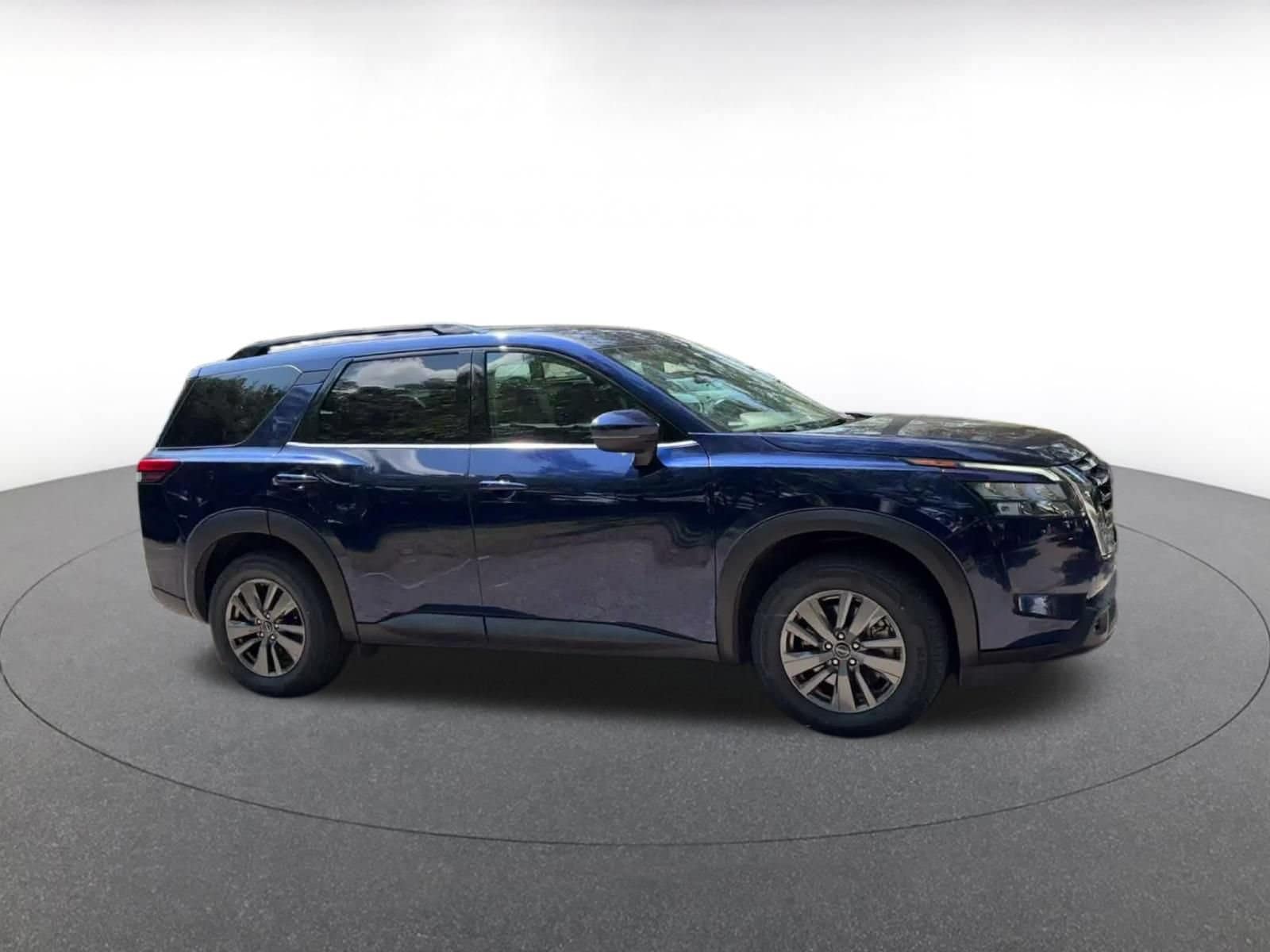 Thumbnail: 2025 Nissan Pathfinder - 2