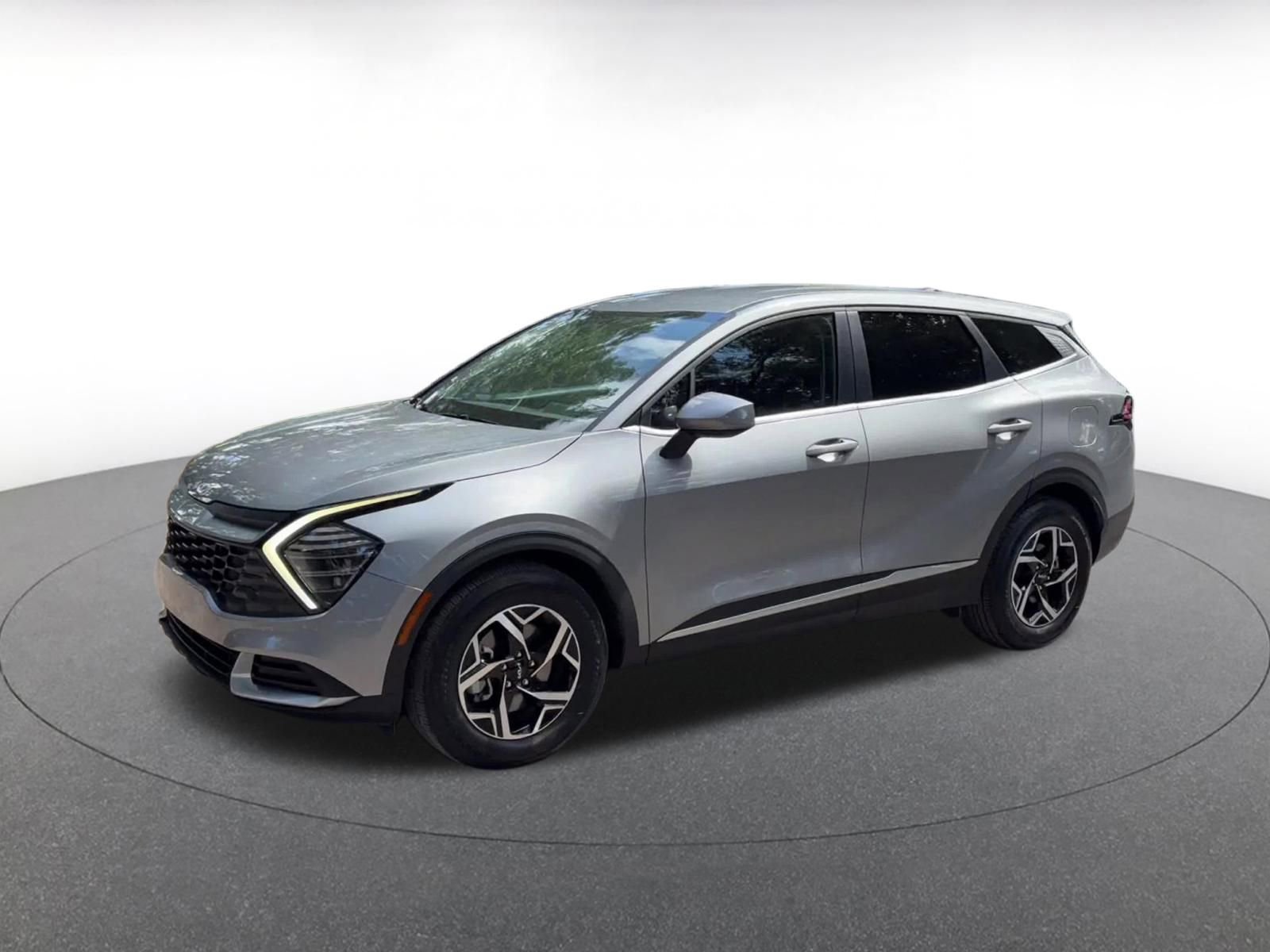 Thumbnail: 2025 Kia Sportage - 8