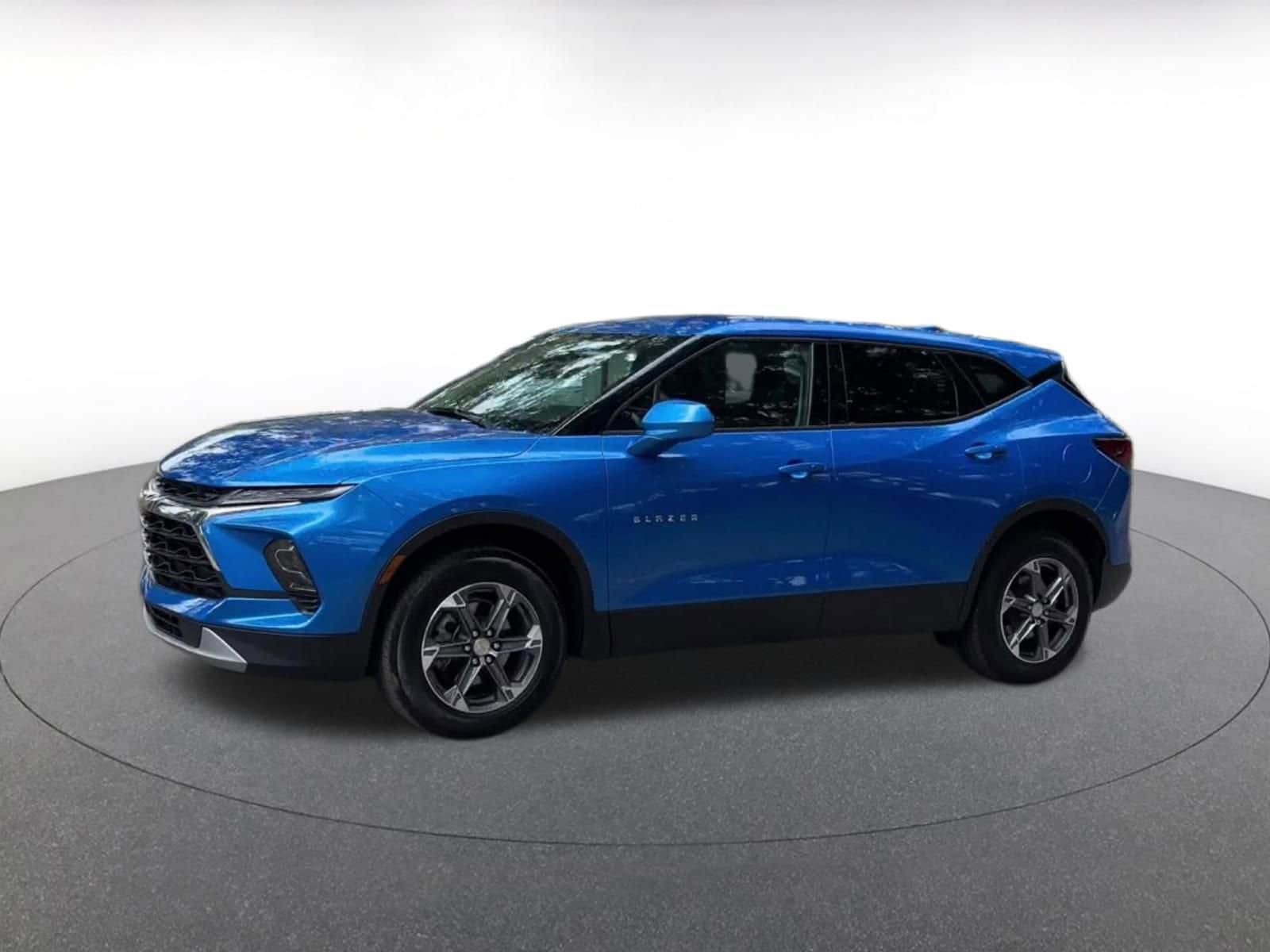 Thumbnail: 2025 Chevrolet Blazer - 8