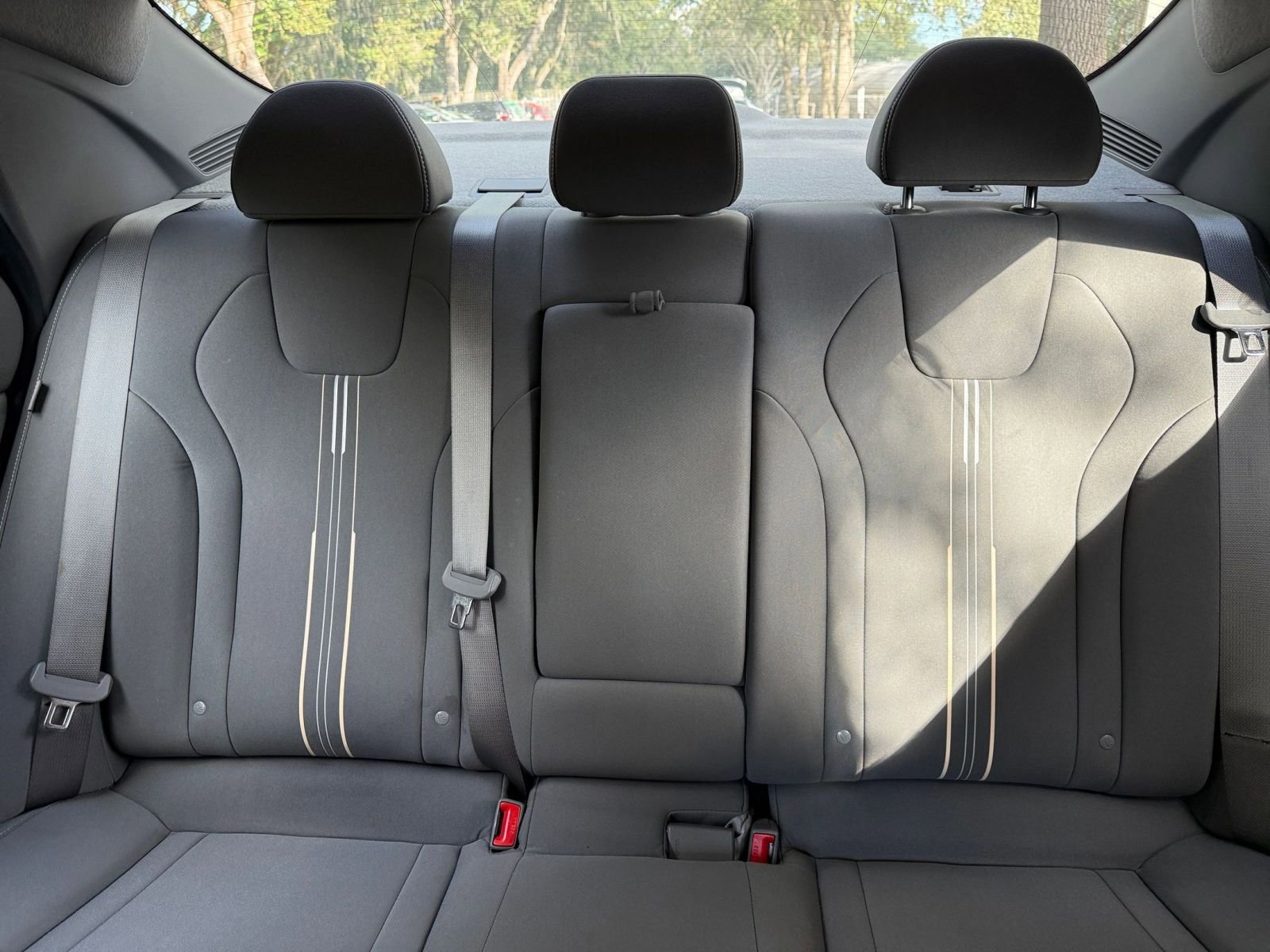 Thumbnail: 2025 Hyundai Elantra - 32