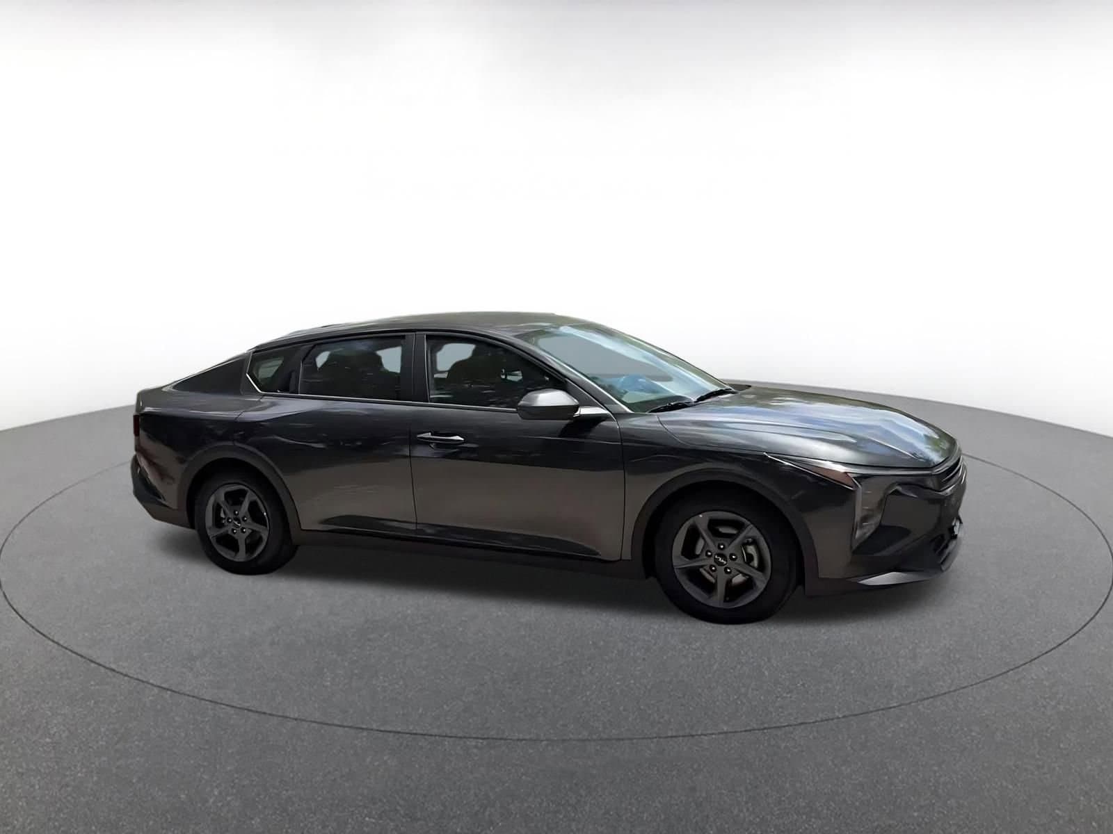 Thumbnail: 2025 Kia K4 - 2