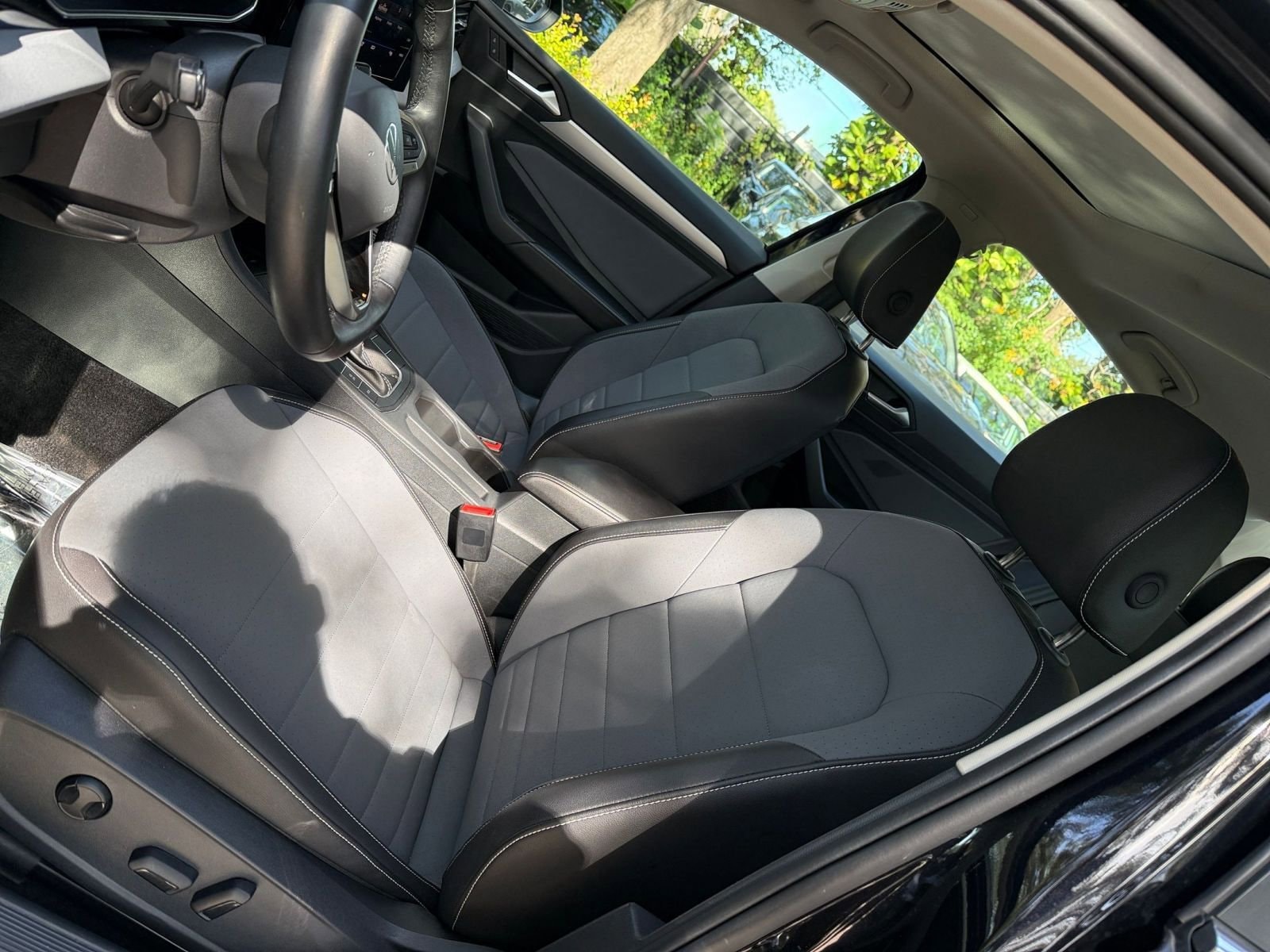 Thumbnail: 2025 Volkswagen Jetta - 21