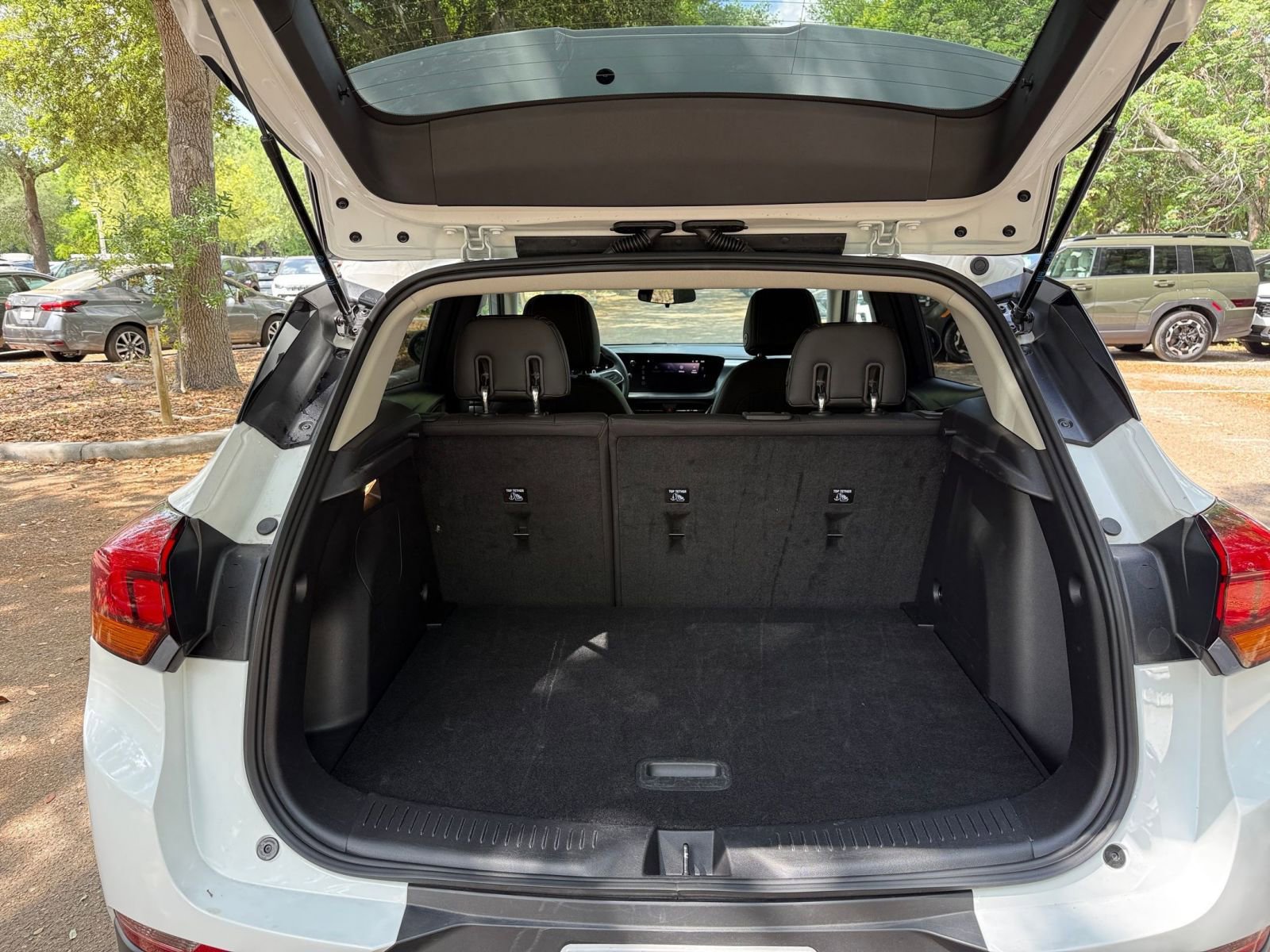 Thumbnail: 2025 Buick Encore GX - 28