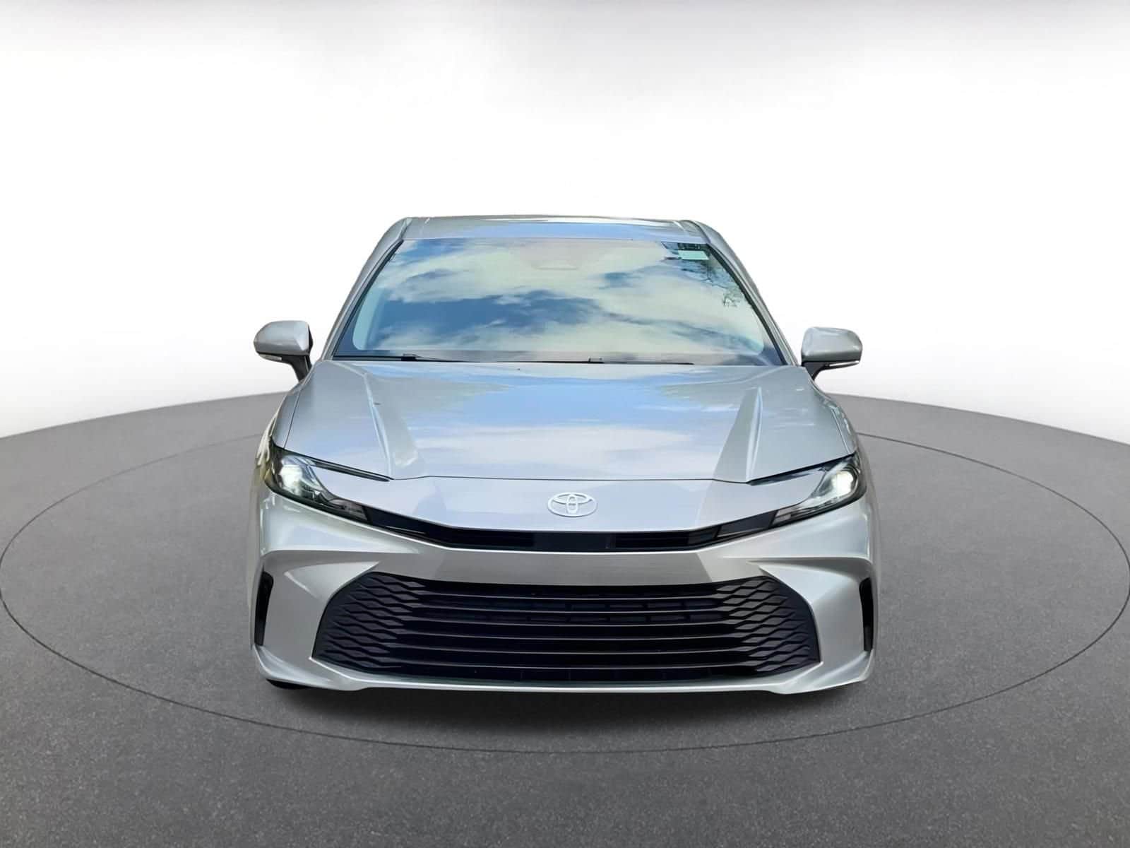 Thumbnail: 2025 Toyota Camry - 4