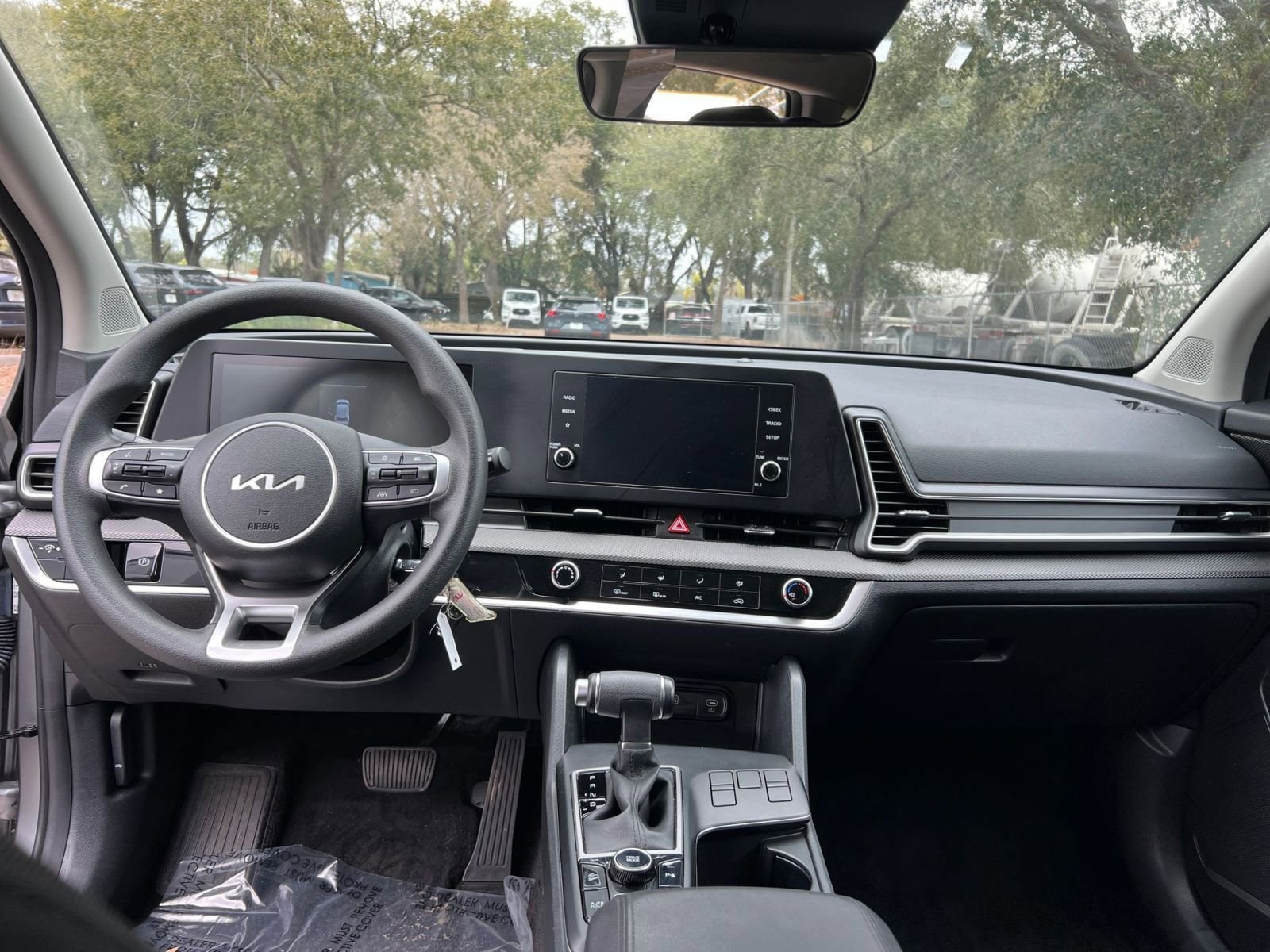 Thumbnail: 2025 Kia Sportage - 28