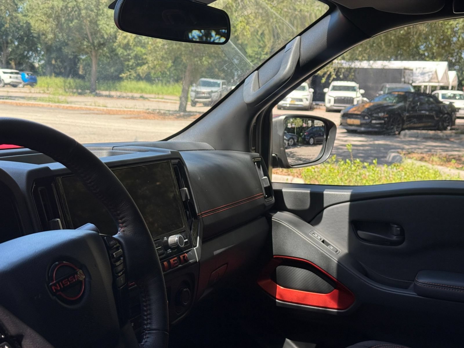 Thumbnail: 2026 Nissan Frontier - 32