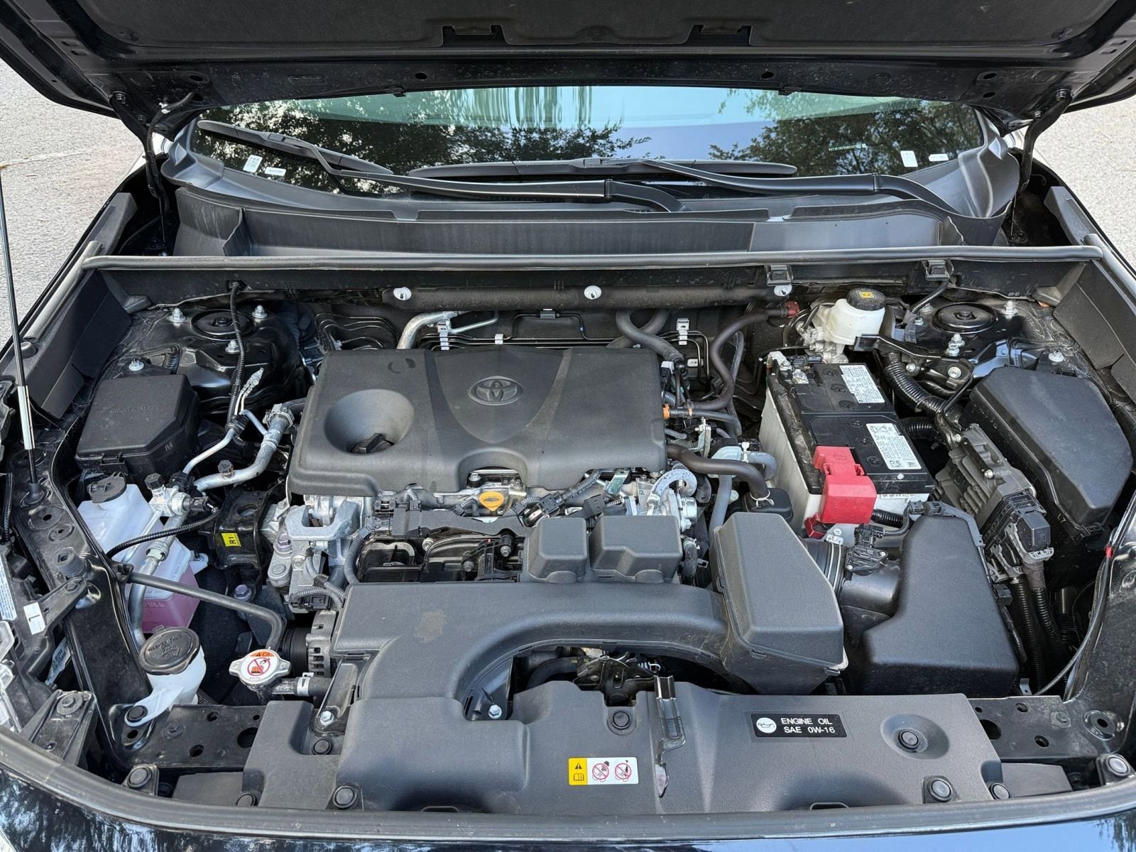 Thumbnail: 2024 Toyota RAV4 - 25