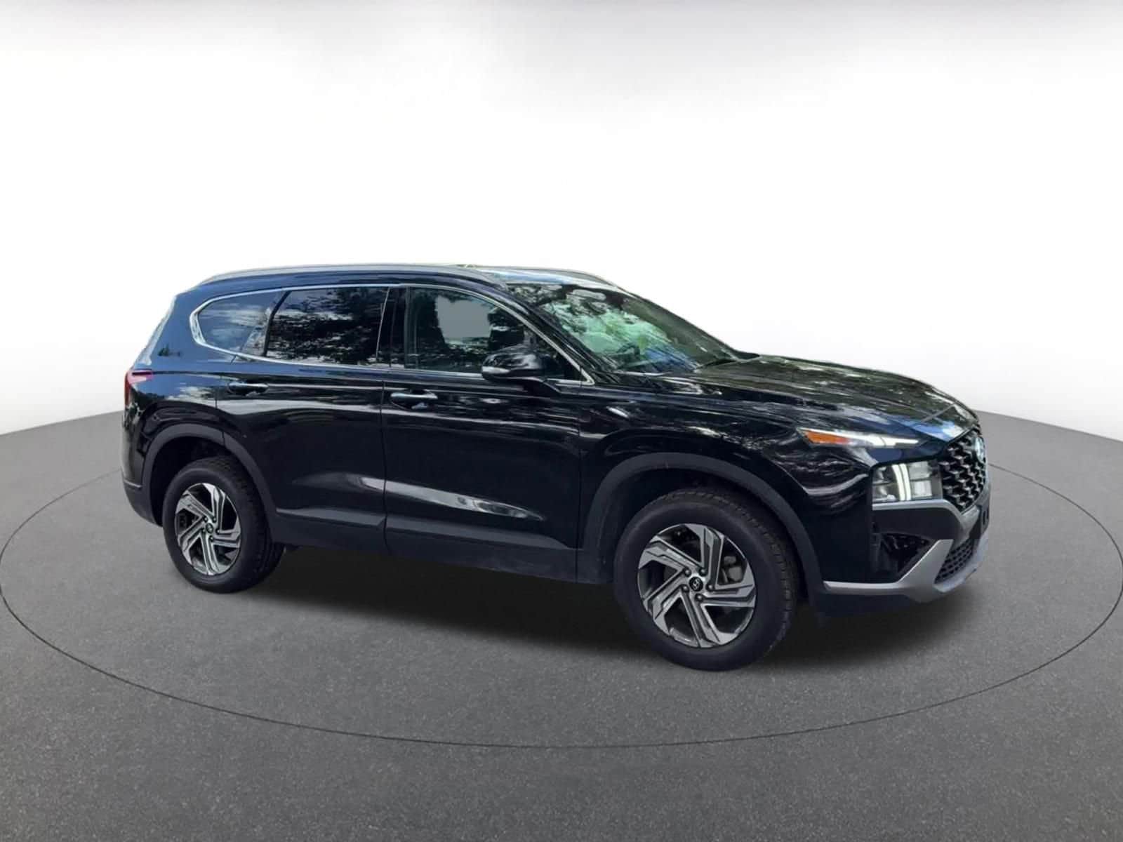 Thumbnail: 2023 Hyundai Santa Fe - 2