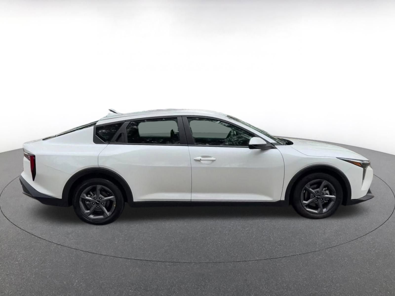 Thumbnail: 2025 Kia K4 - 16