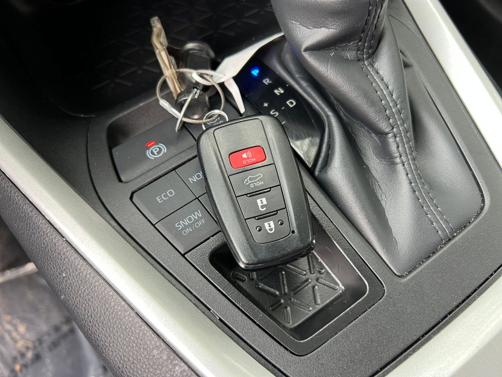 Thumbnail: 2025 Toyota RAV4 - 18