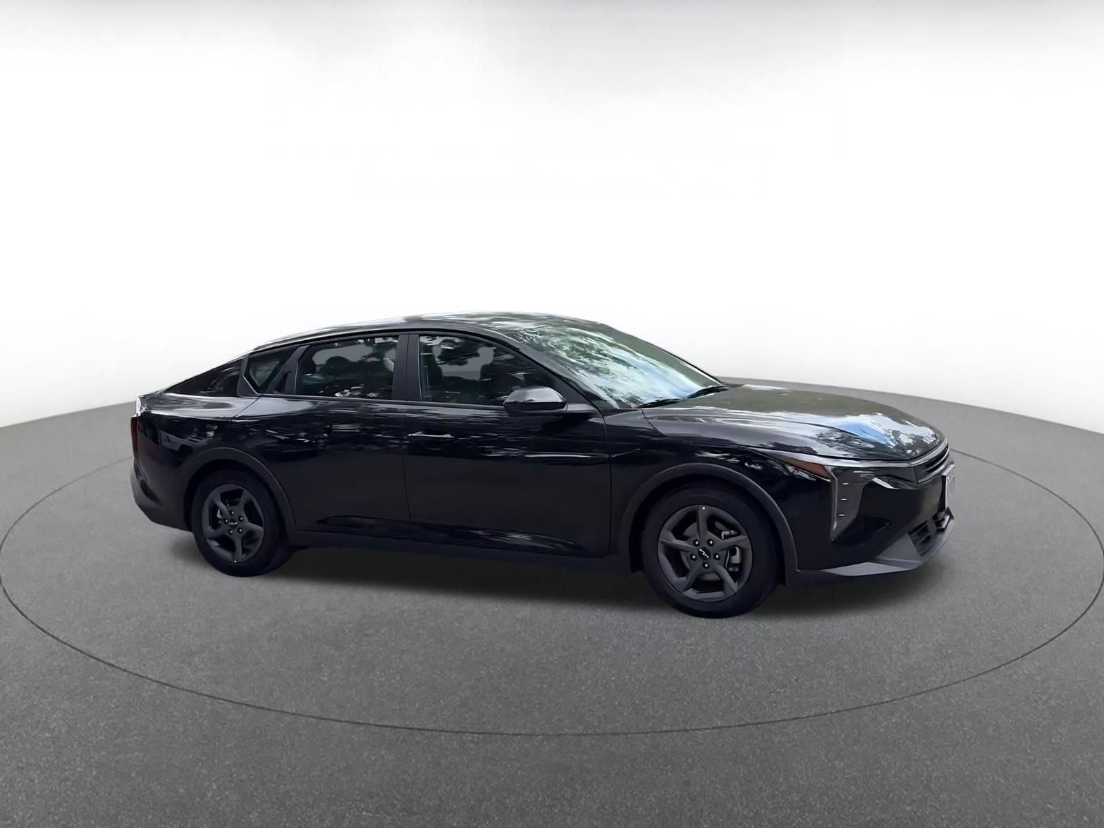 Thumbnail: 2025 Kia K4 - 2