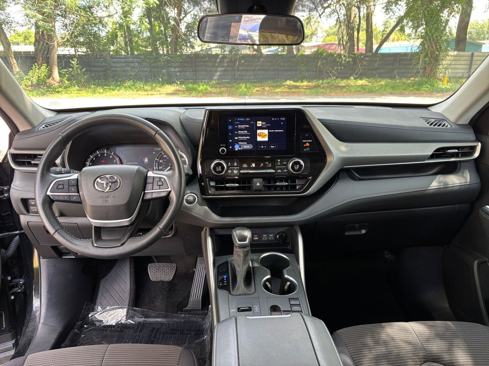 Thumbnail: 2025 Toyota Highlander - 35