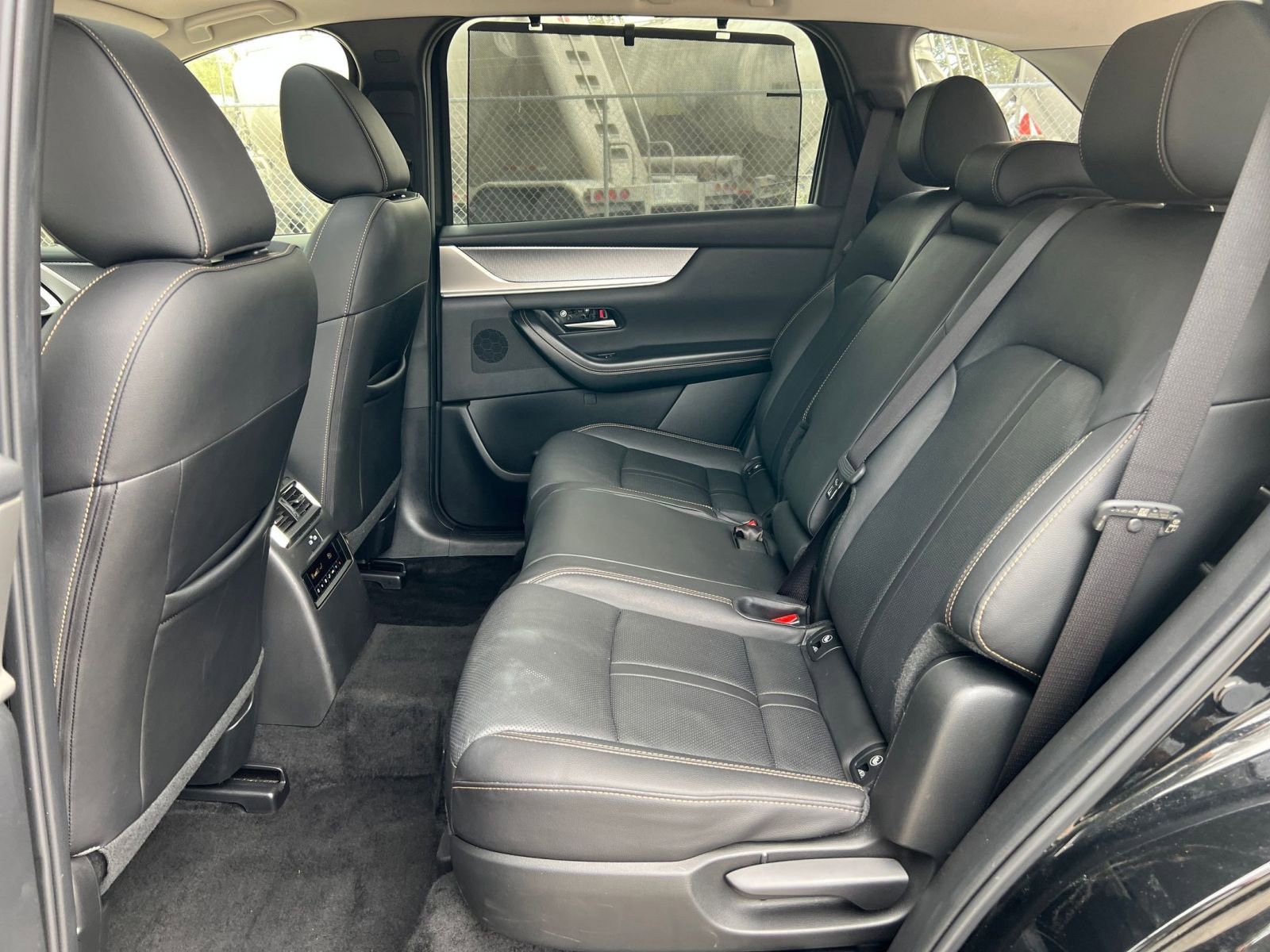 Thumbnail: 2025 Mazda CX-70 - 35