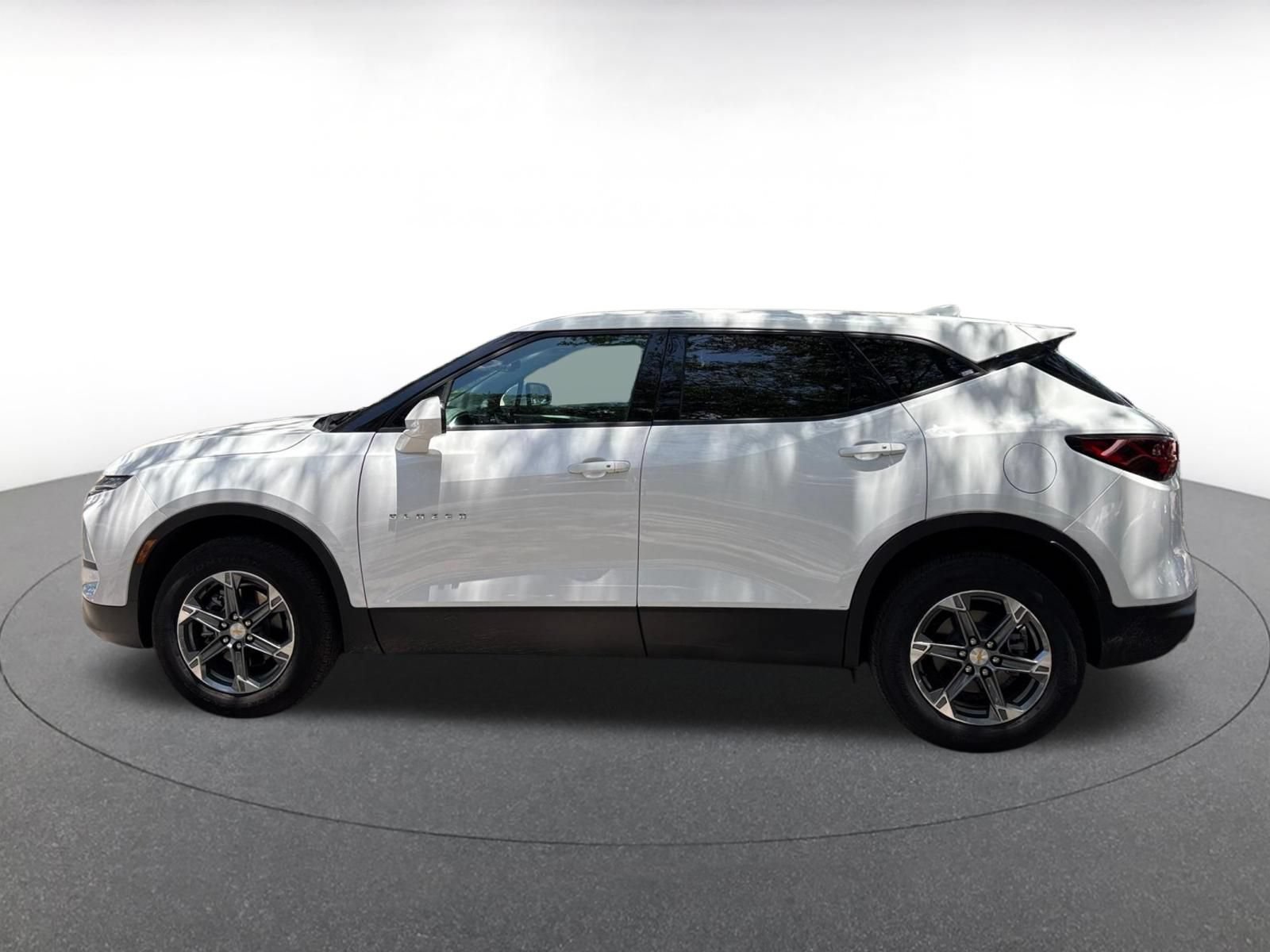 Thumbnail: 2026 Chevrolet Blazer - 4