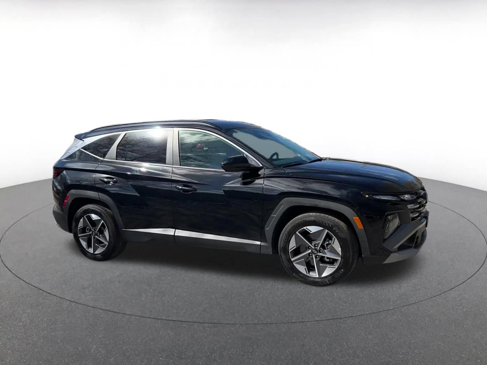 Thumbnail: 2025 Hyundai Tucson - 2