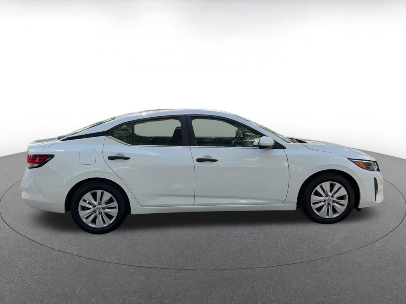 Thumbnail: 2025 Nissan Sentra - 20