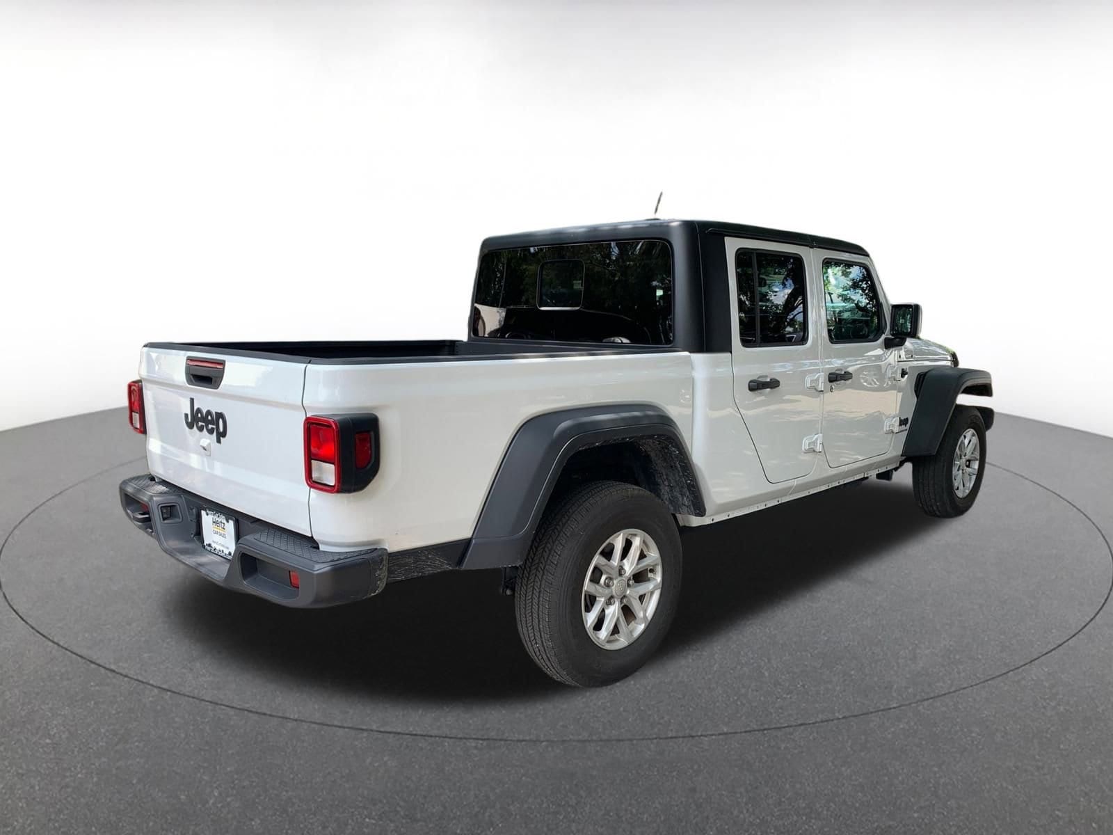 Thumbnail: 2023 Jeep Gladiator - 7