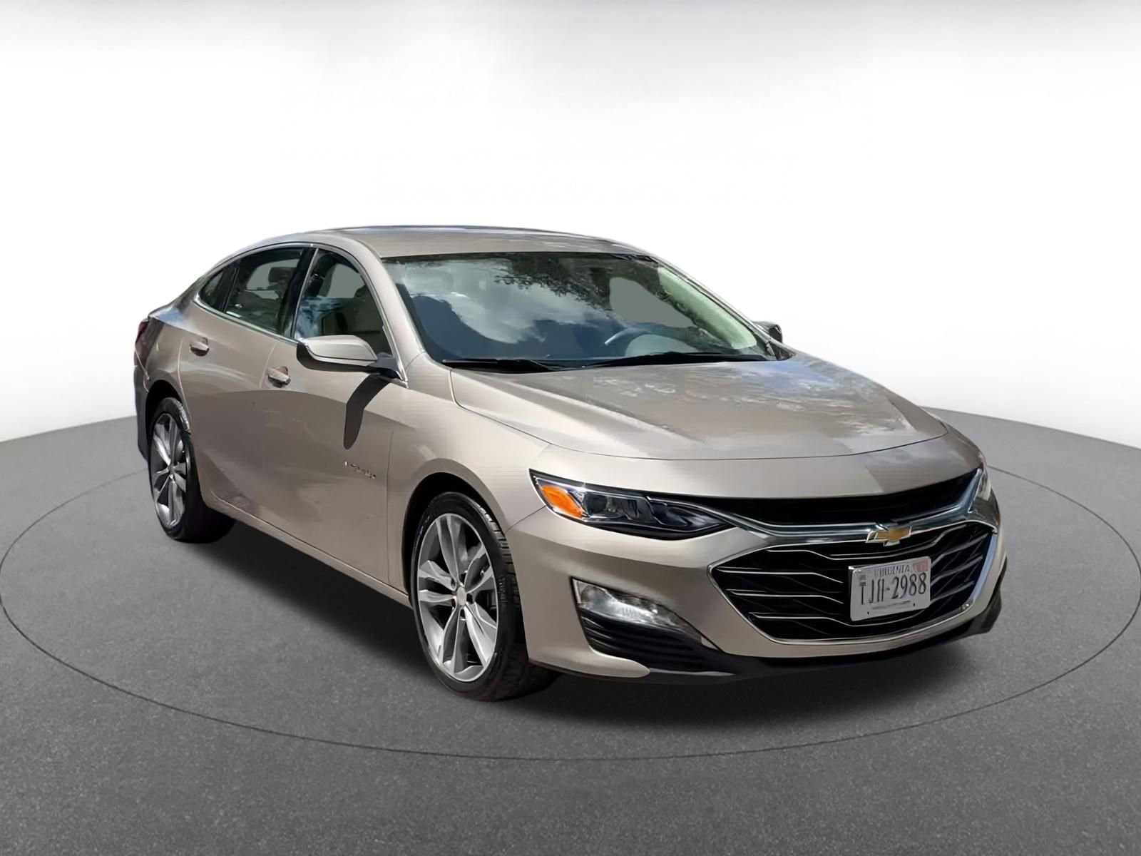 Thumbnail: 2024 Chevrolet Malibu - 3