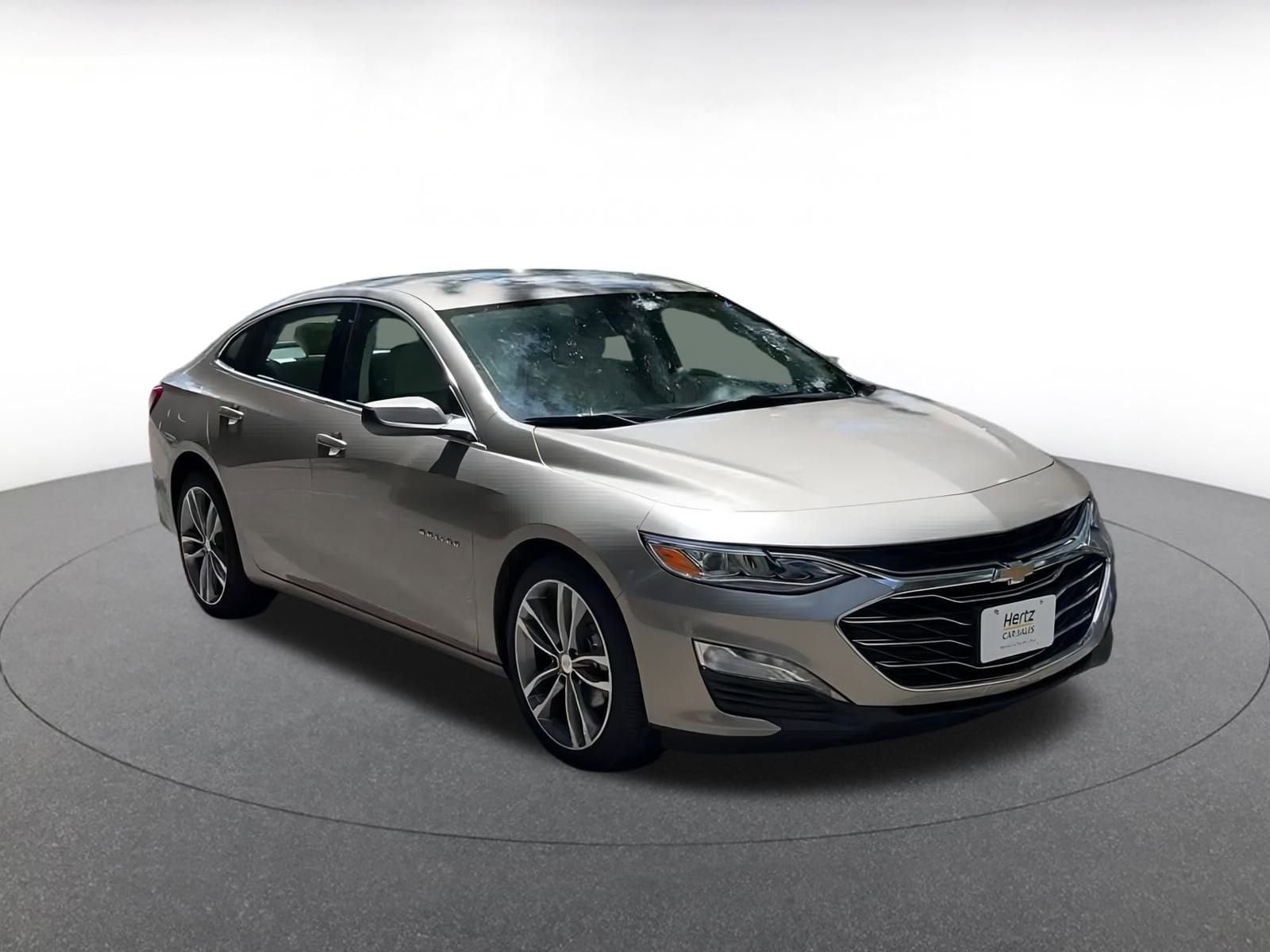 Thumbnail: 2024 Chevrolet Malibu - 3