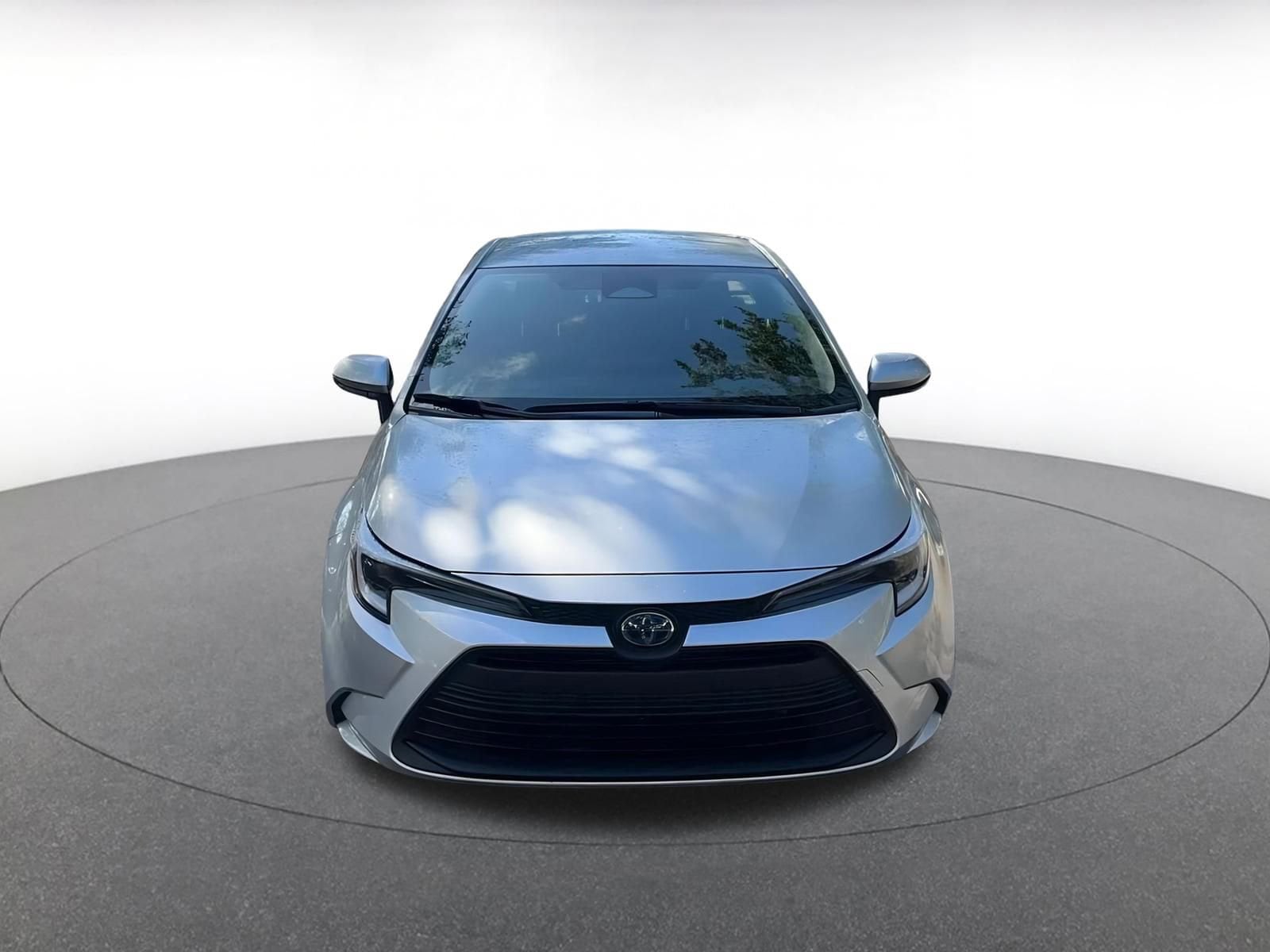 Thumbnail: 2025 Toyota Corolla - 4