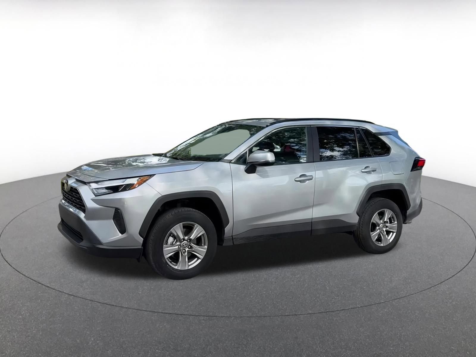 Thumbnail: 2025 Toyota RAV4 - 8