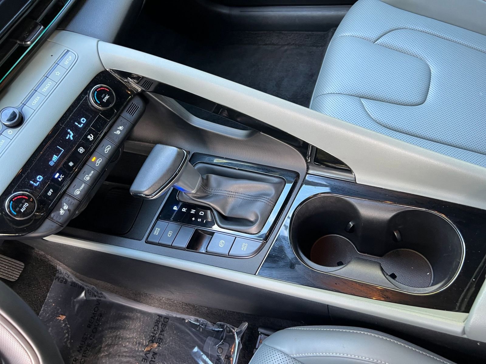 Thumbnail: 2025 Hyundai Elantra - 35