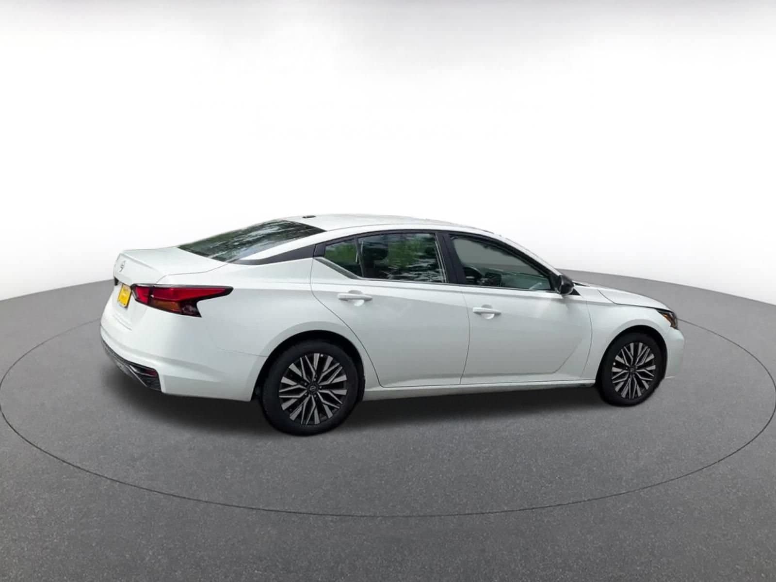 Thumbnail: 2026 Nissan Altima - 15
