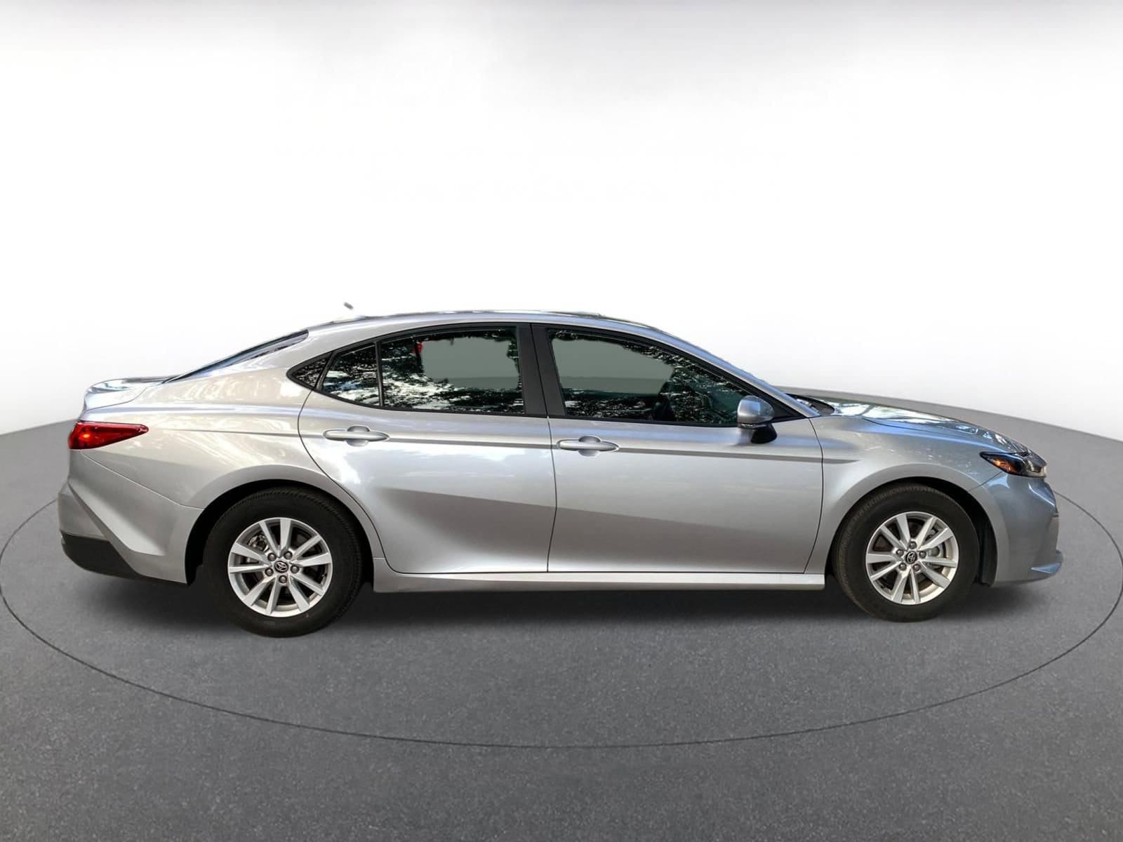 Thumbnail: 2025 Toyota Camry - 8