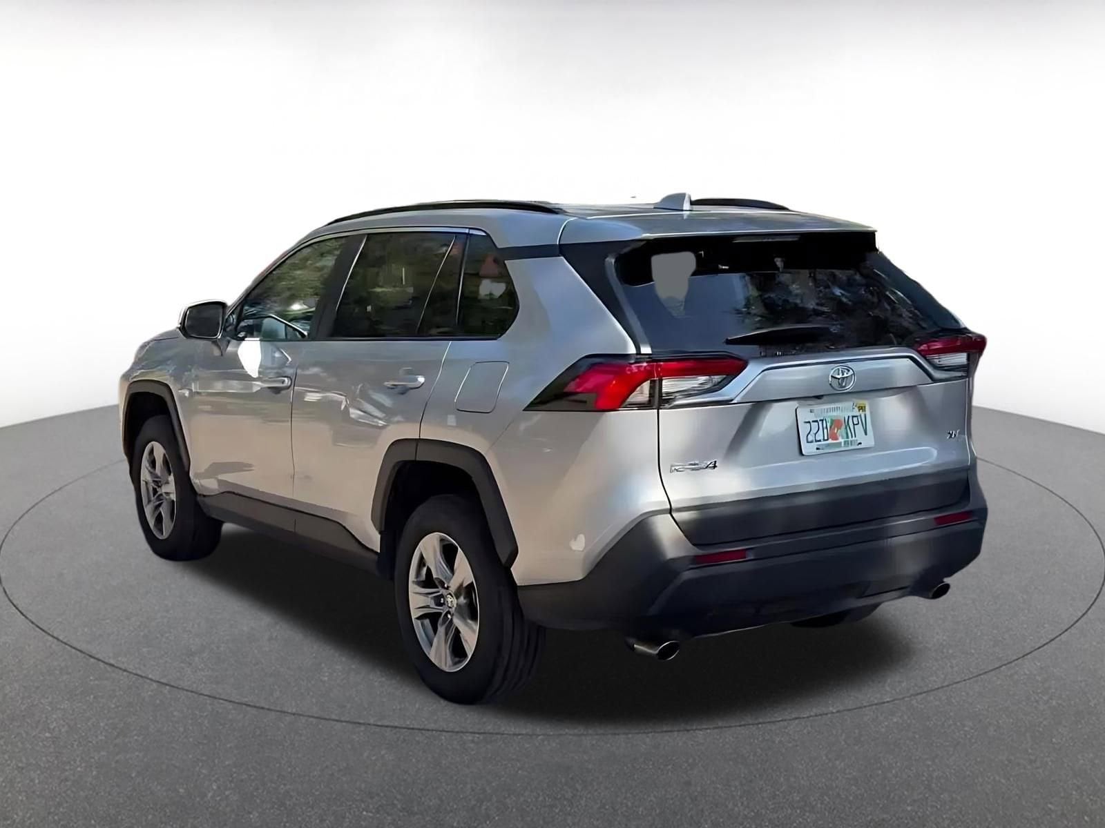 Thumbnail: 2025 Toyota RAV4 - 9