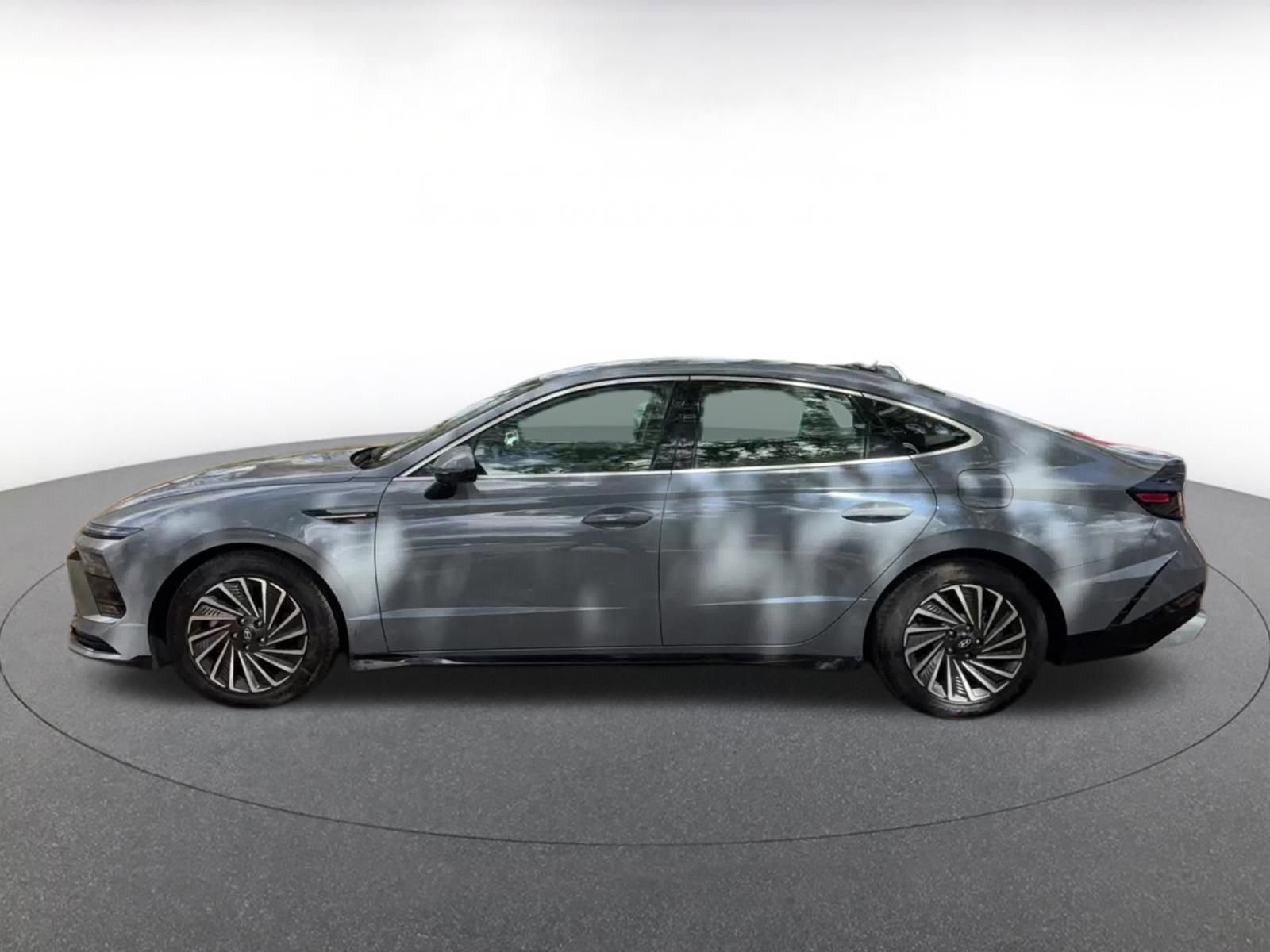 Thumbnail: 2025 Hyundai Sonata - 10