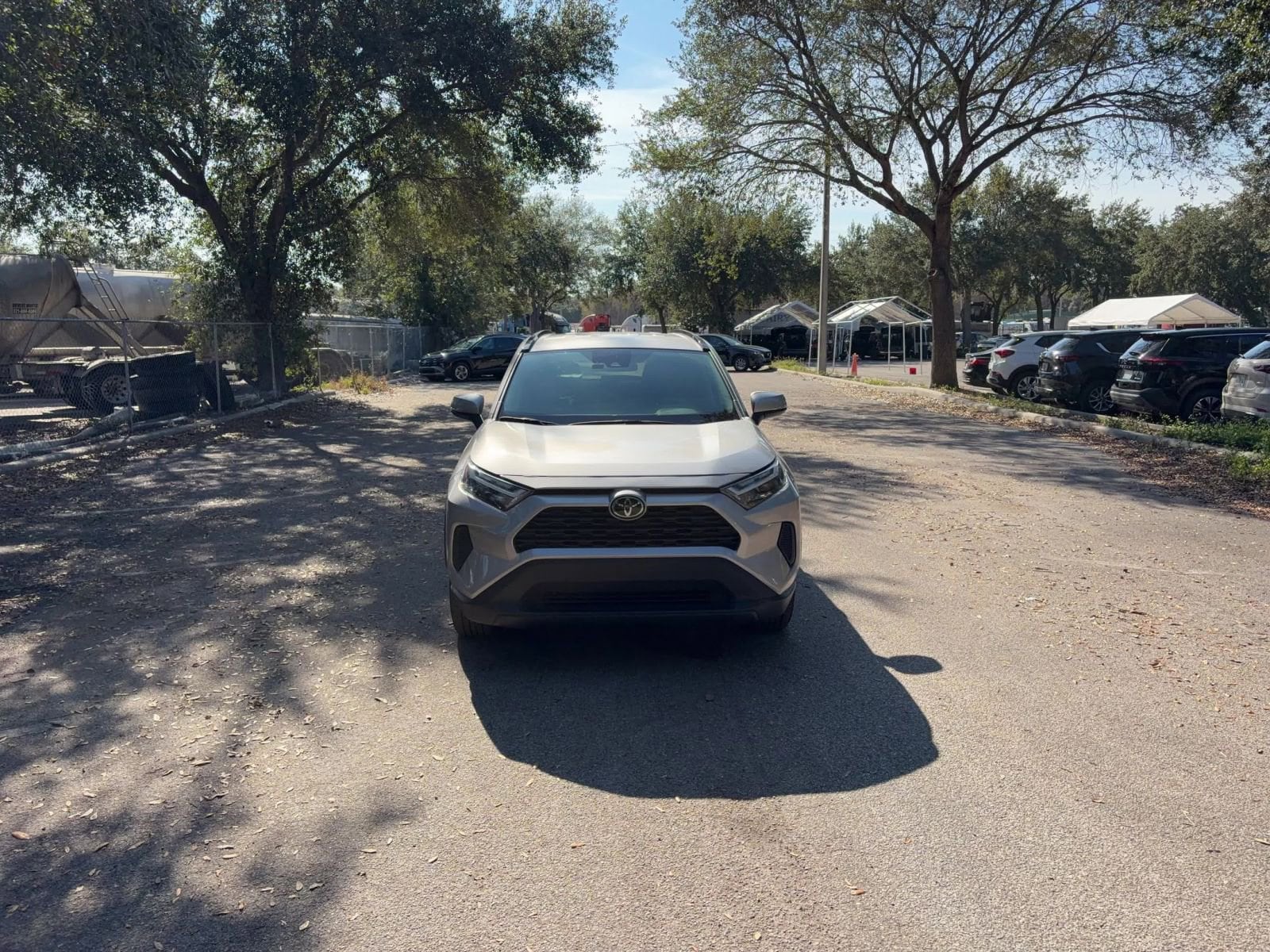 Thumbnail: 2025 Toyota RAV4 - 16