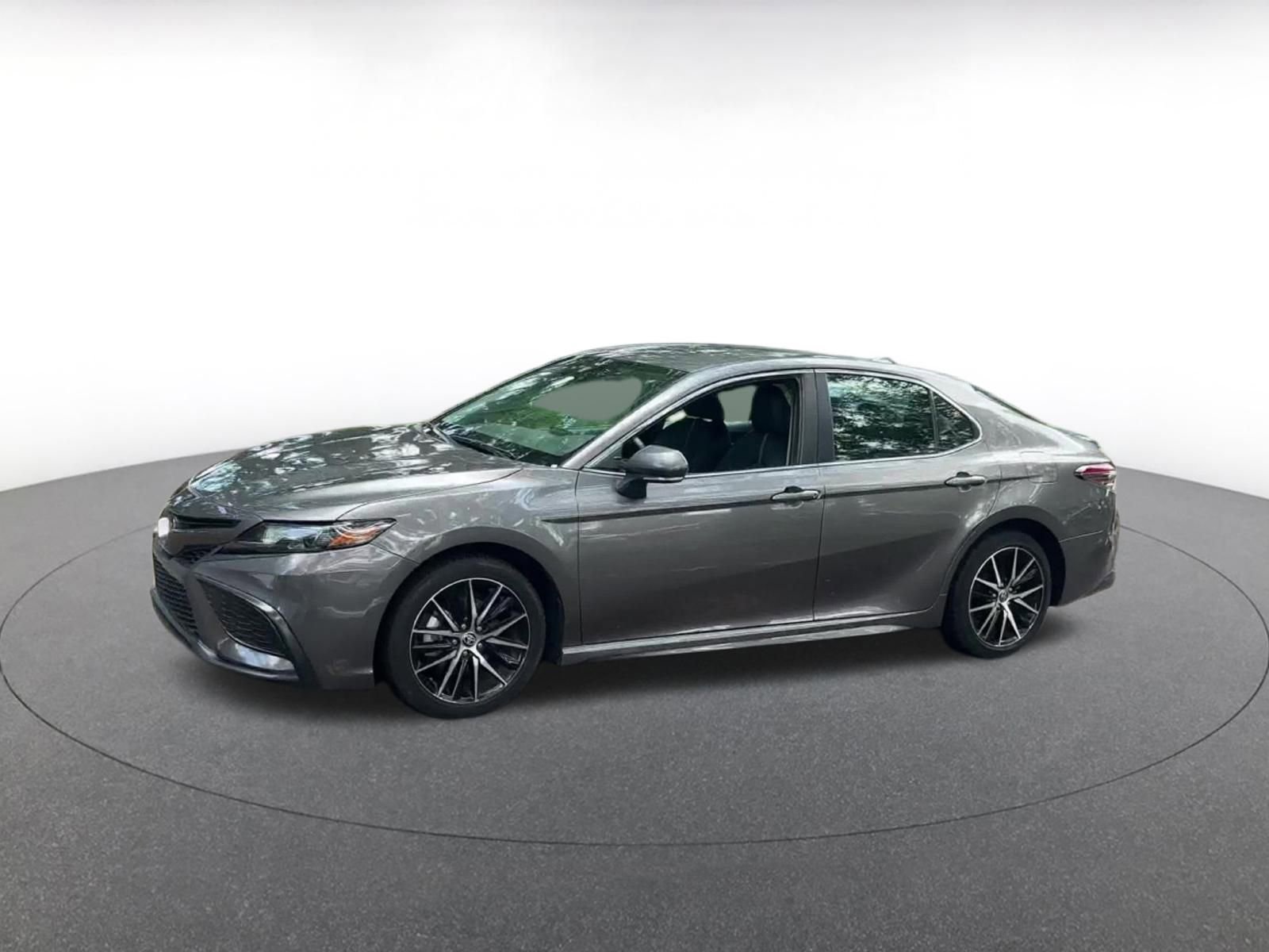 Thumbnail: 2023 Toyota Camry - 7