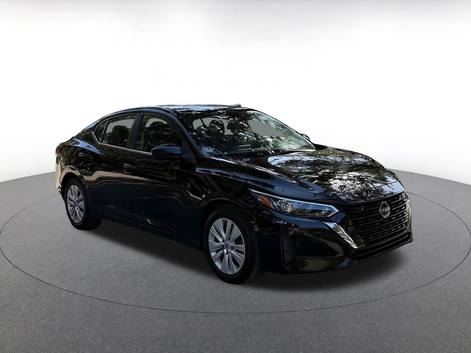 Thumbnail: 2025 Nissan Sentra - 2