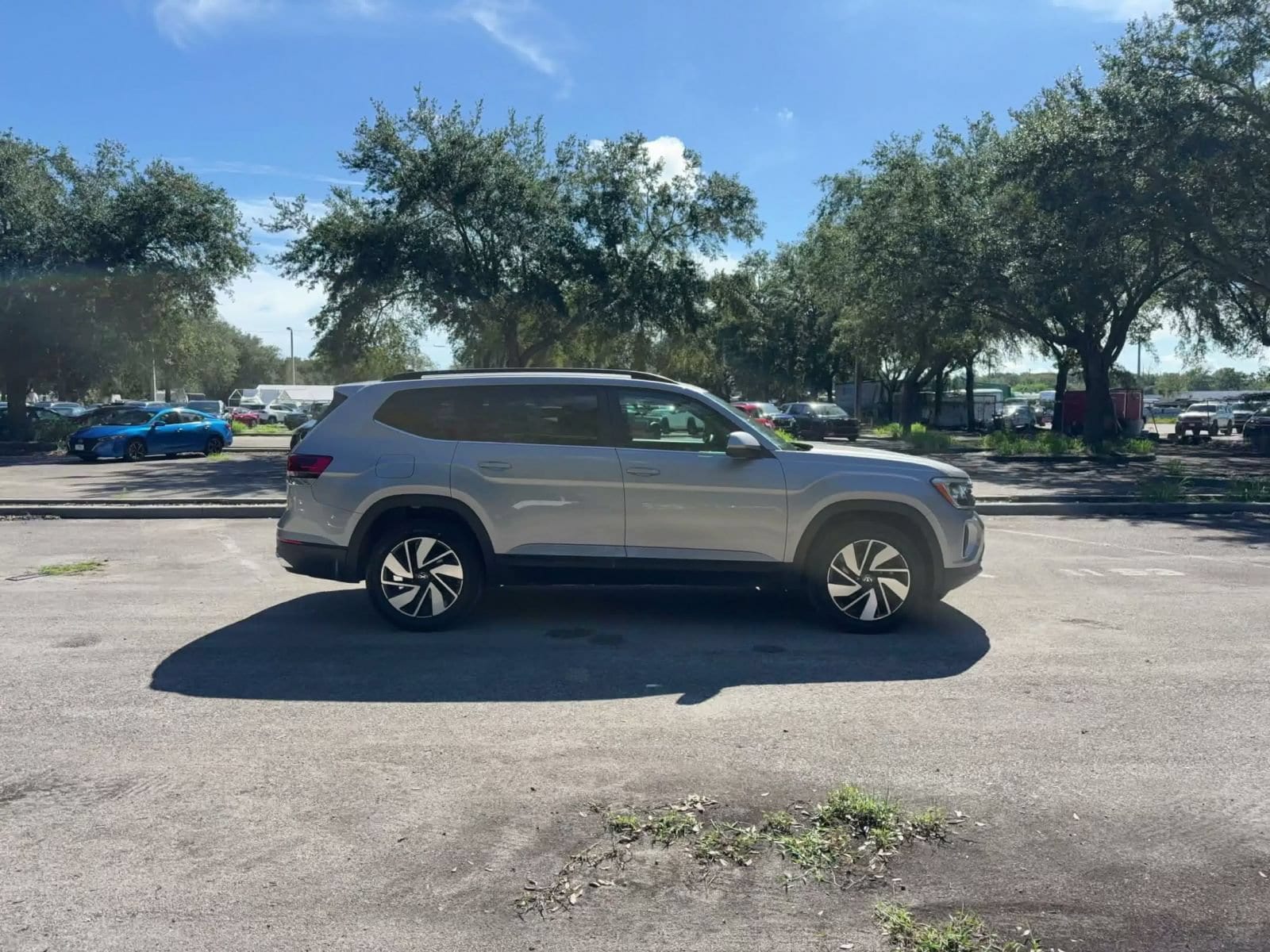 Thumbnail: 2026 Volkswagen Atlas - 15