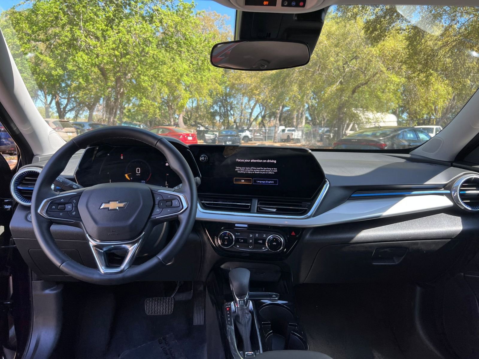 Thumbnail: 2025 Chevrolet Trax - 29