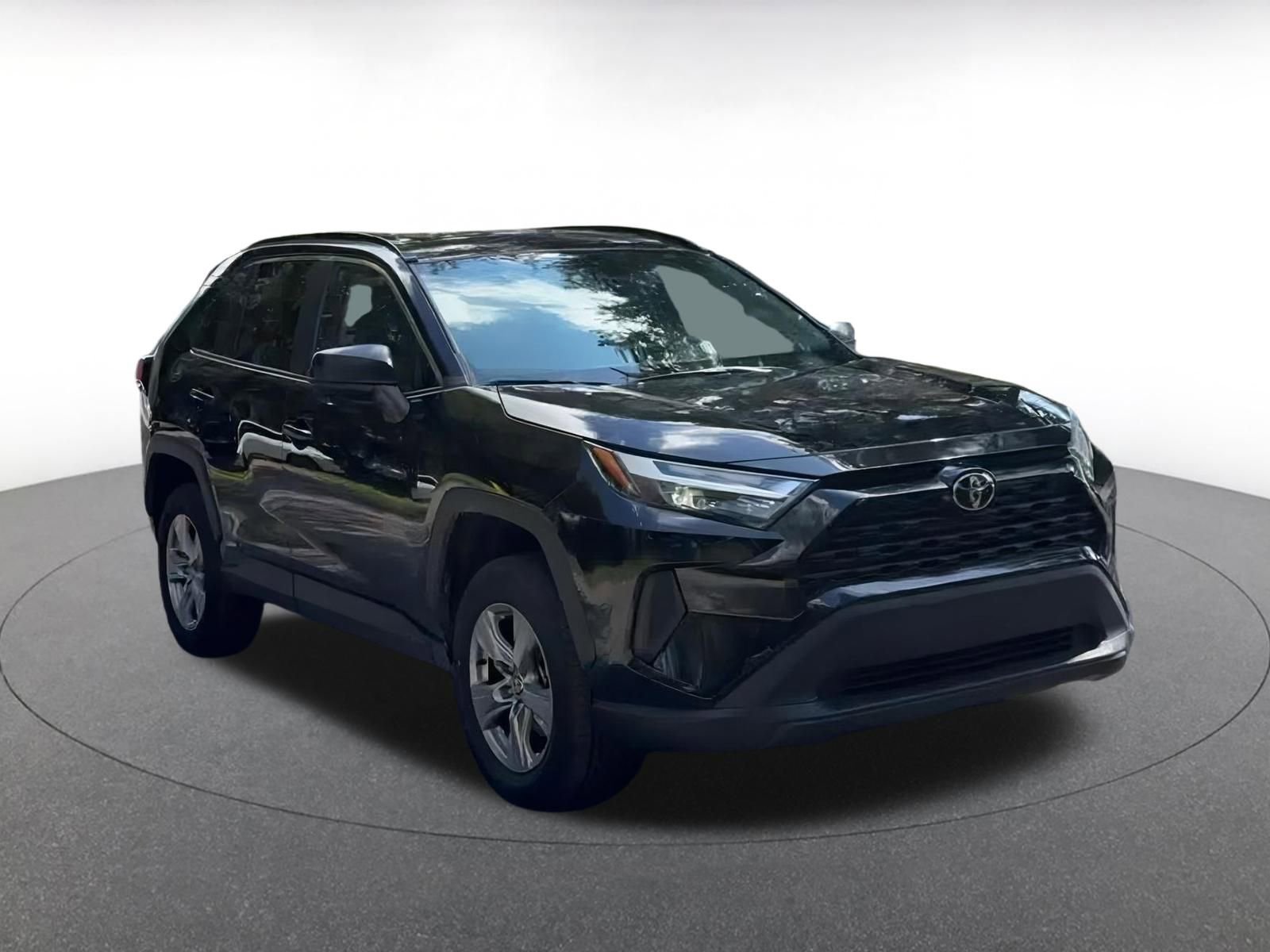 Thumbnail: 2025 Toyota RAV4 - 3