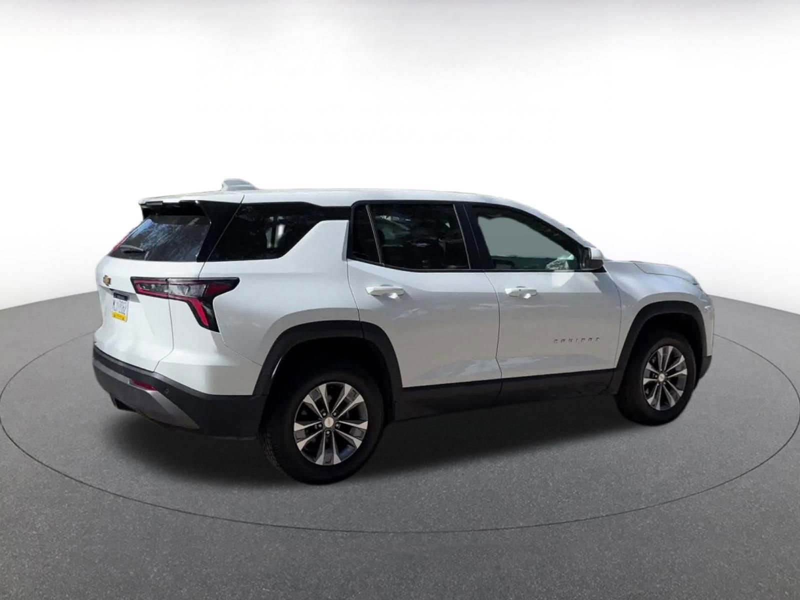 Thumbnail: 2025 Chevrolet Equinox - 15