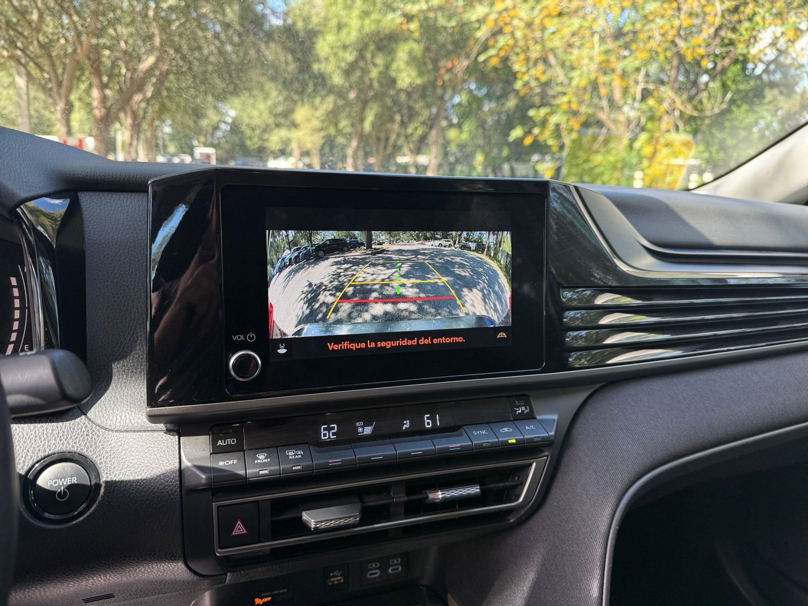 Thumbnail: 2025 Toyota Camry - 17