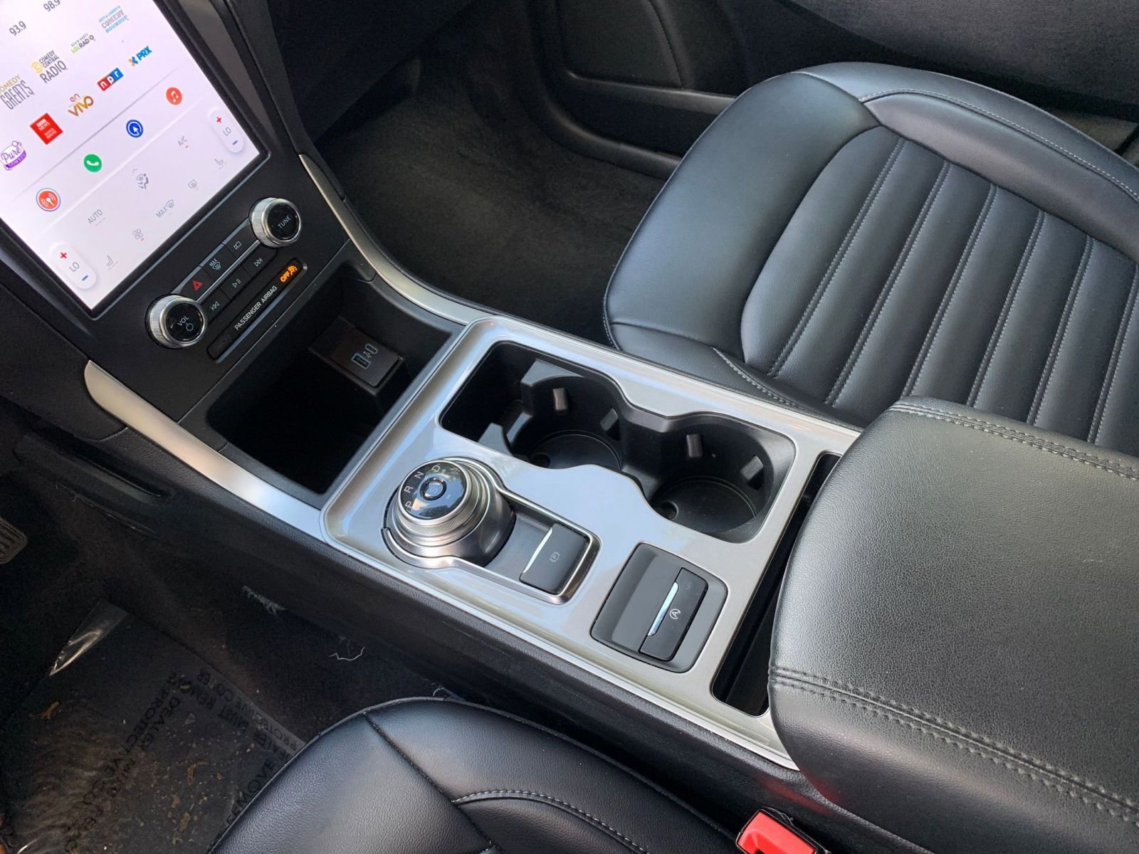 Thumbnail: 2024 Ford Edge - 35