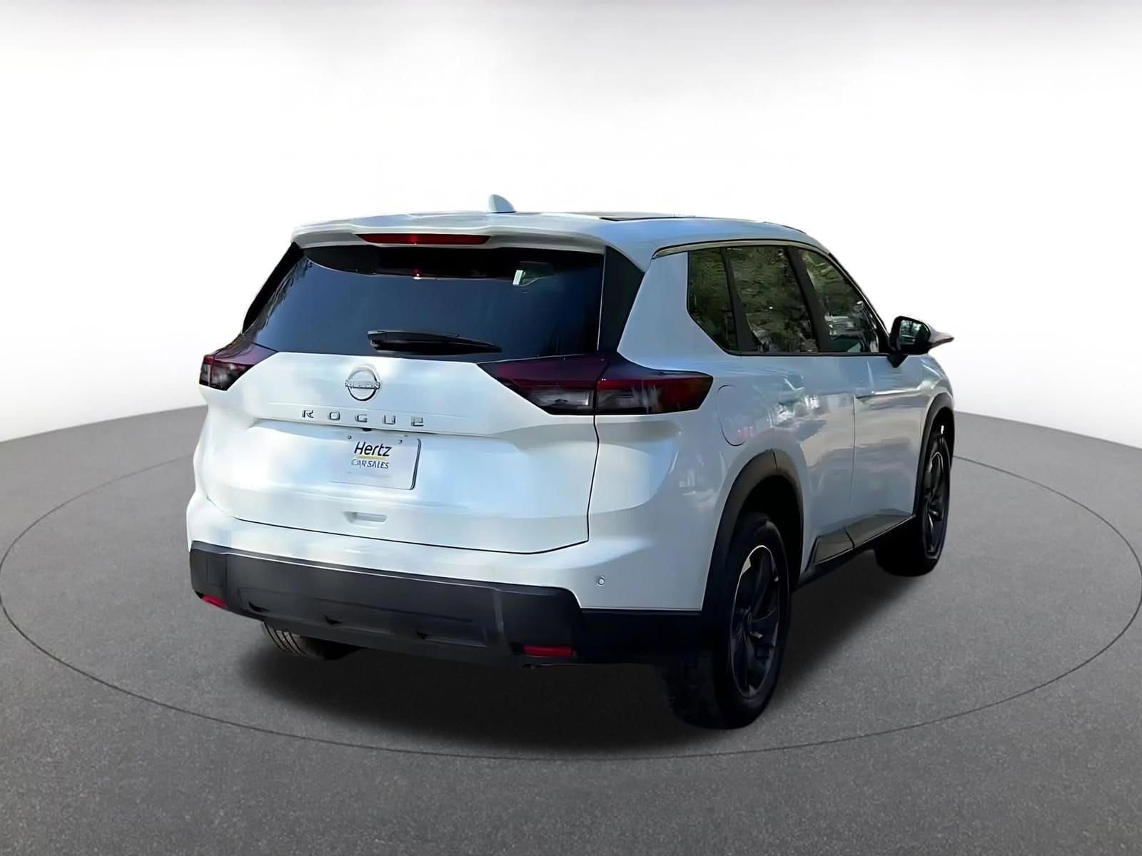 Thumbnail: 2025 Nissan Rogue - 14