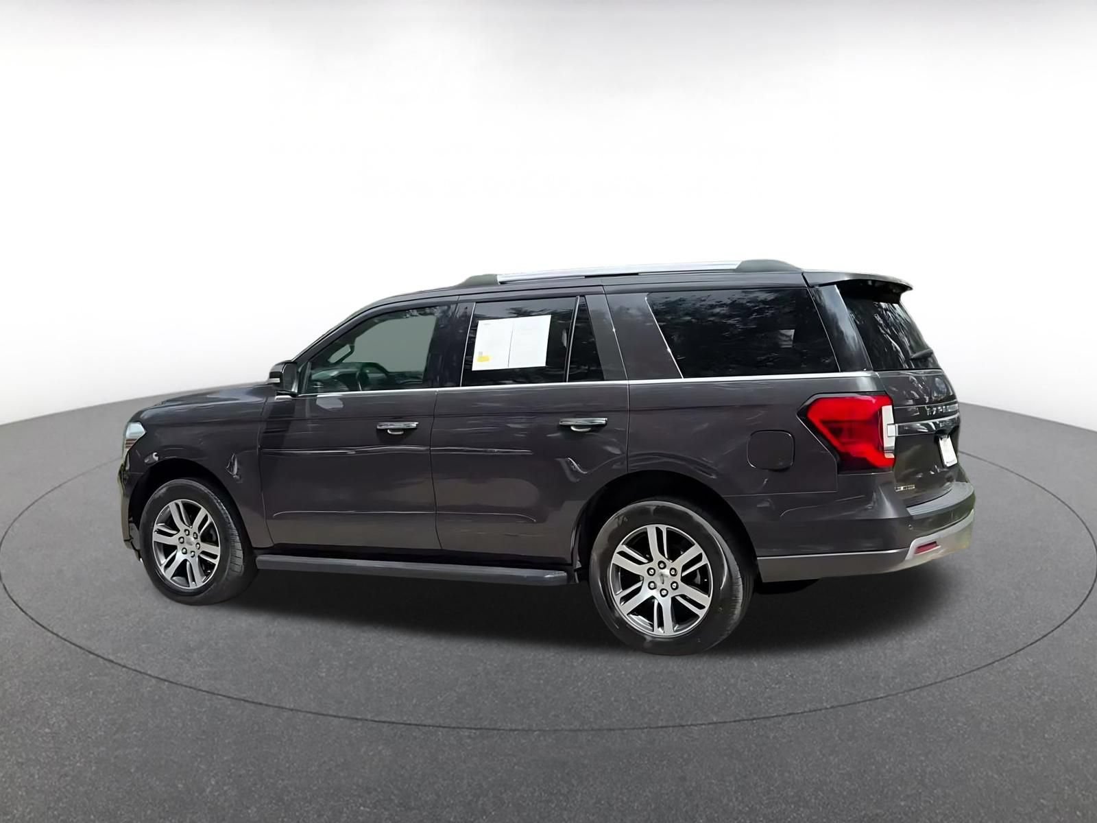 Thumbnail: 2024 Ford Expedition - 10